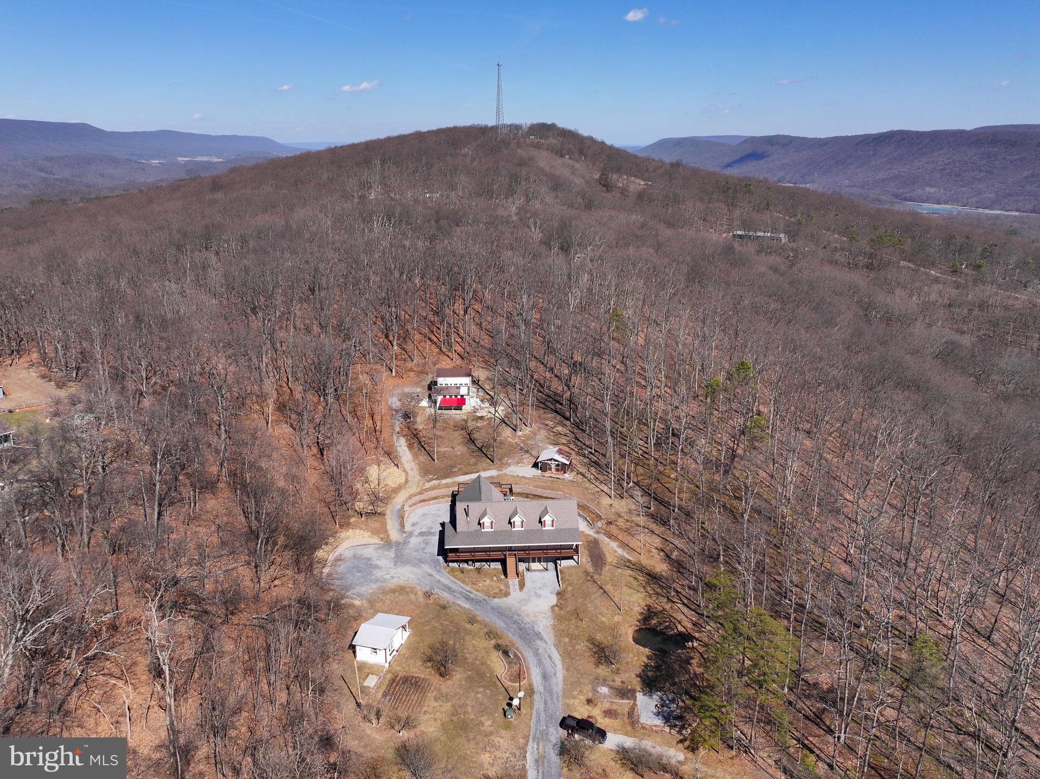 1807 PINE RIDGE ROAD