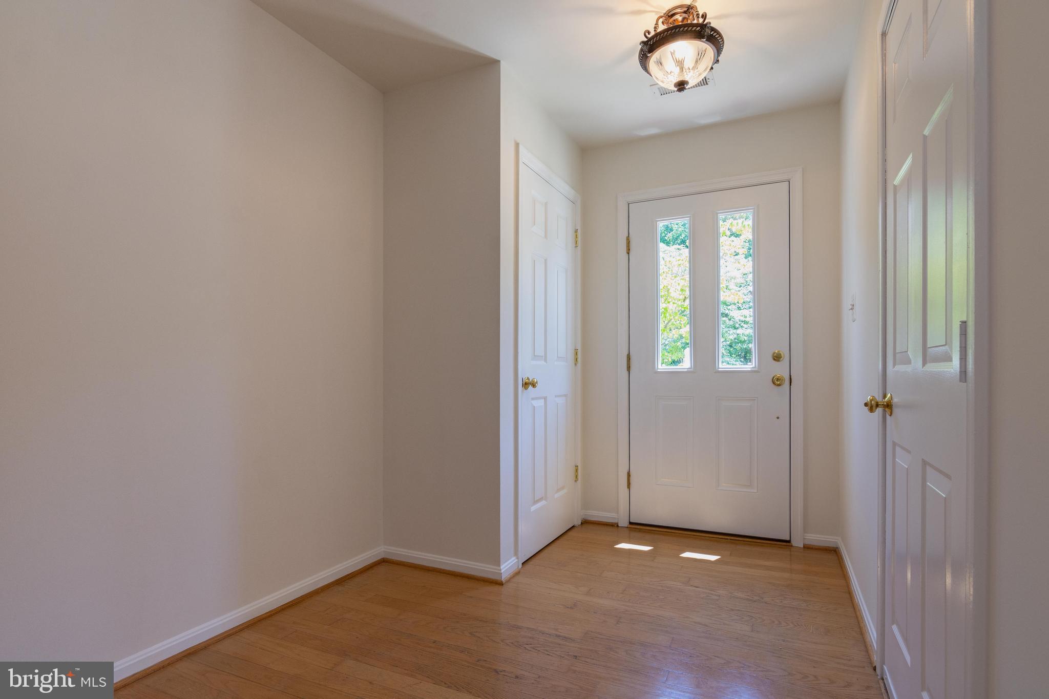 RIVER OAKS - Residential Lease