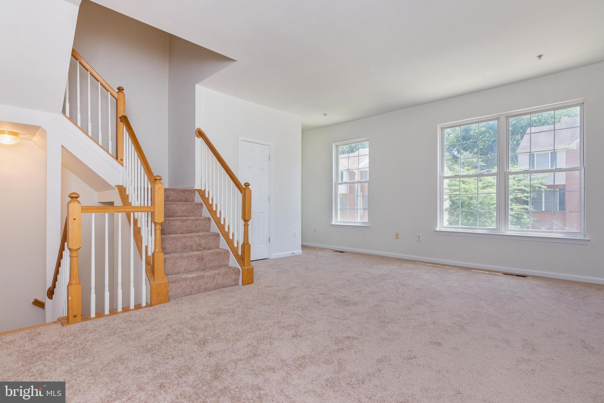 RIVER OAKS - Residential Lease