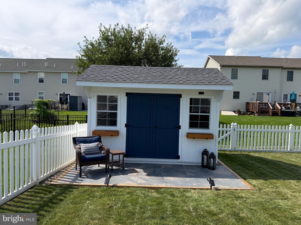 Photo of 566 Daisy Drive, NEW HOLLAND, PA 17557 (MLS # PALA2093874)