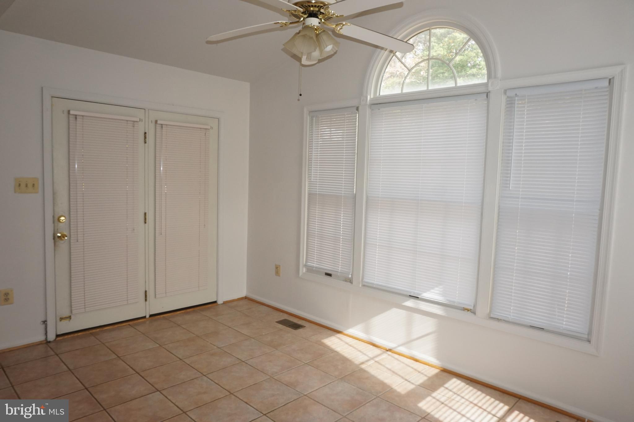 FOX RUN NORTH - Residential Lease