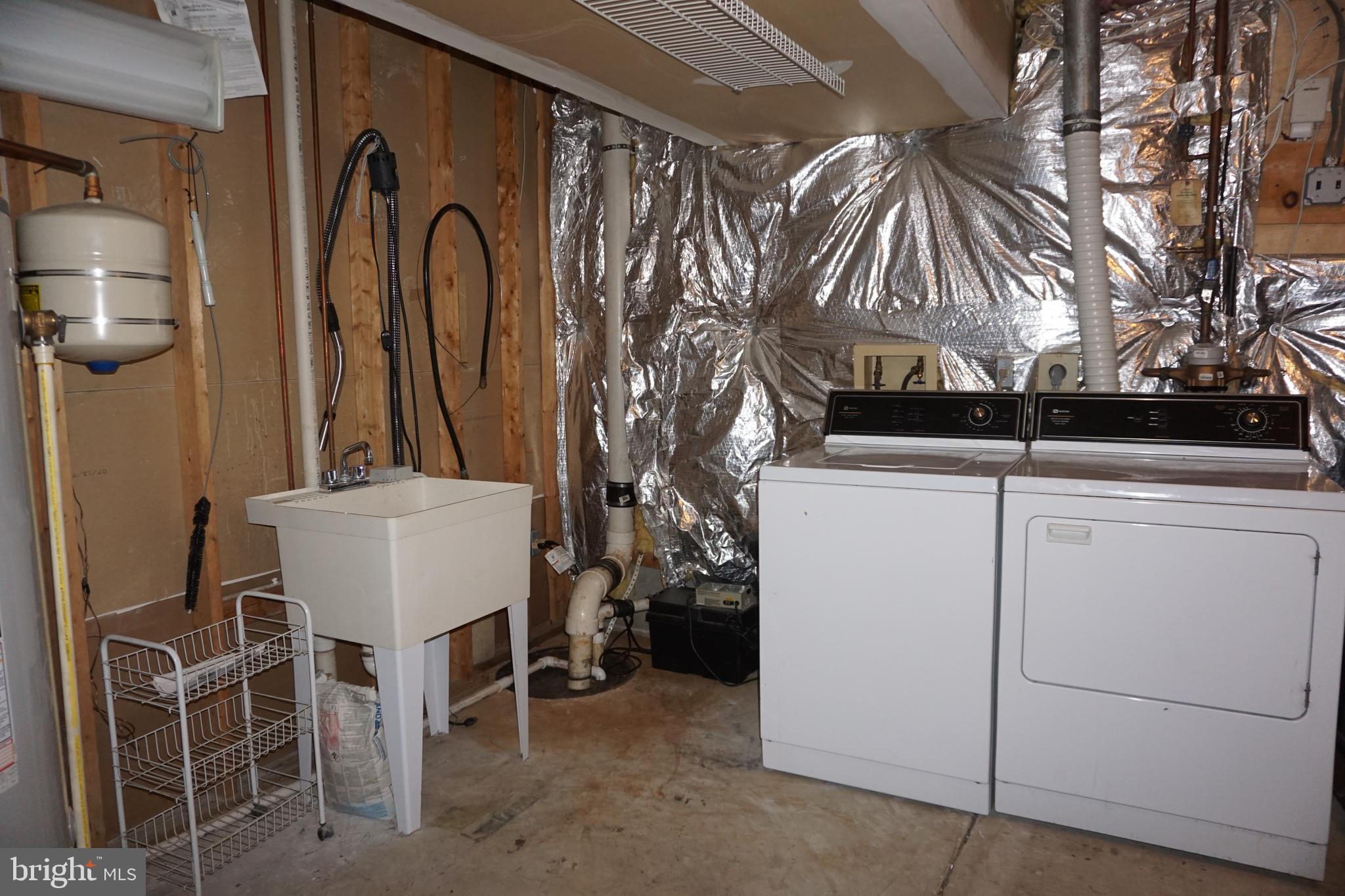 FOX RUN NORTH - Residential Lease