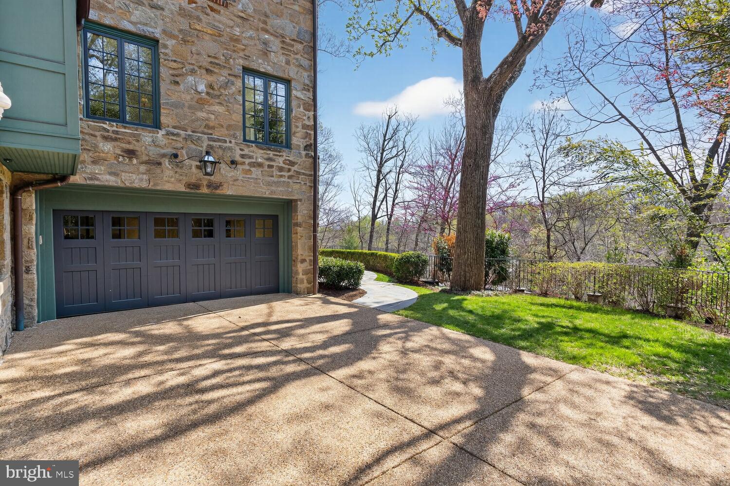 MASSACHUSETTS AVENUE HEIGHTS - Residential