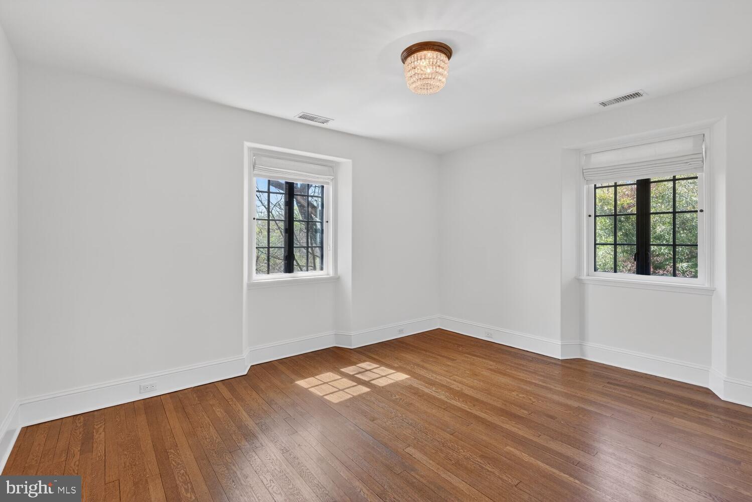MASSACHUSETTS AVENUE HEIGHTS - Residential