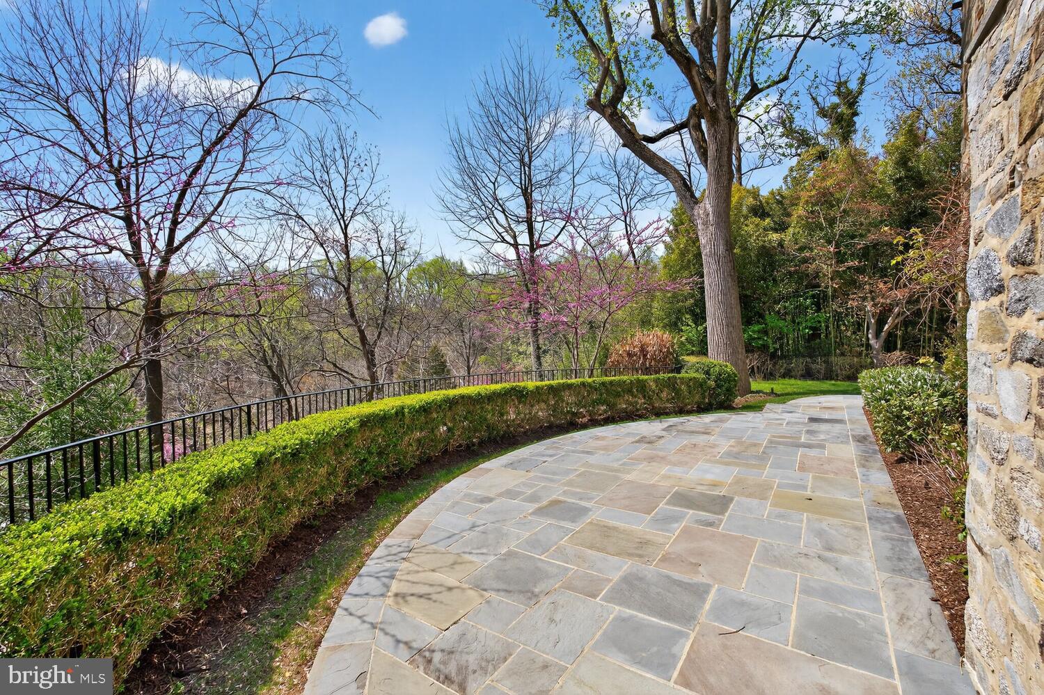 MASSACHUSETTS AVENUE HEIGHTS - Residential