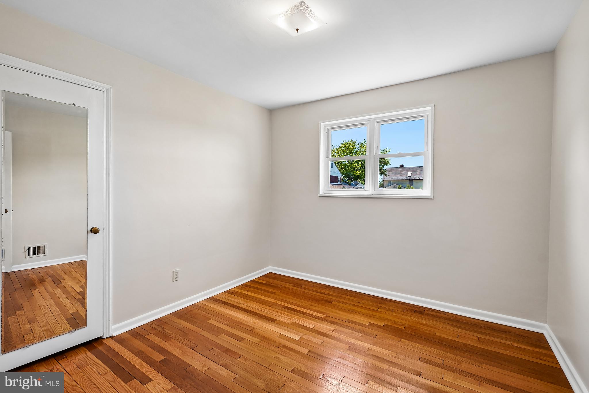 OAKVIEW - Residential