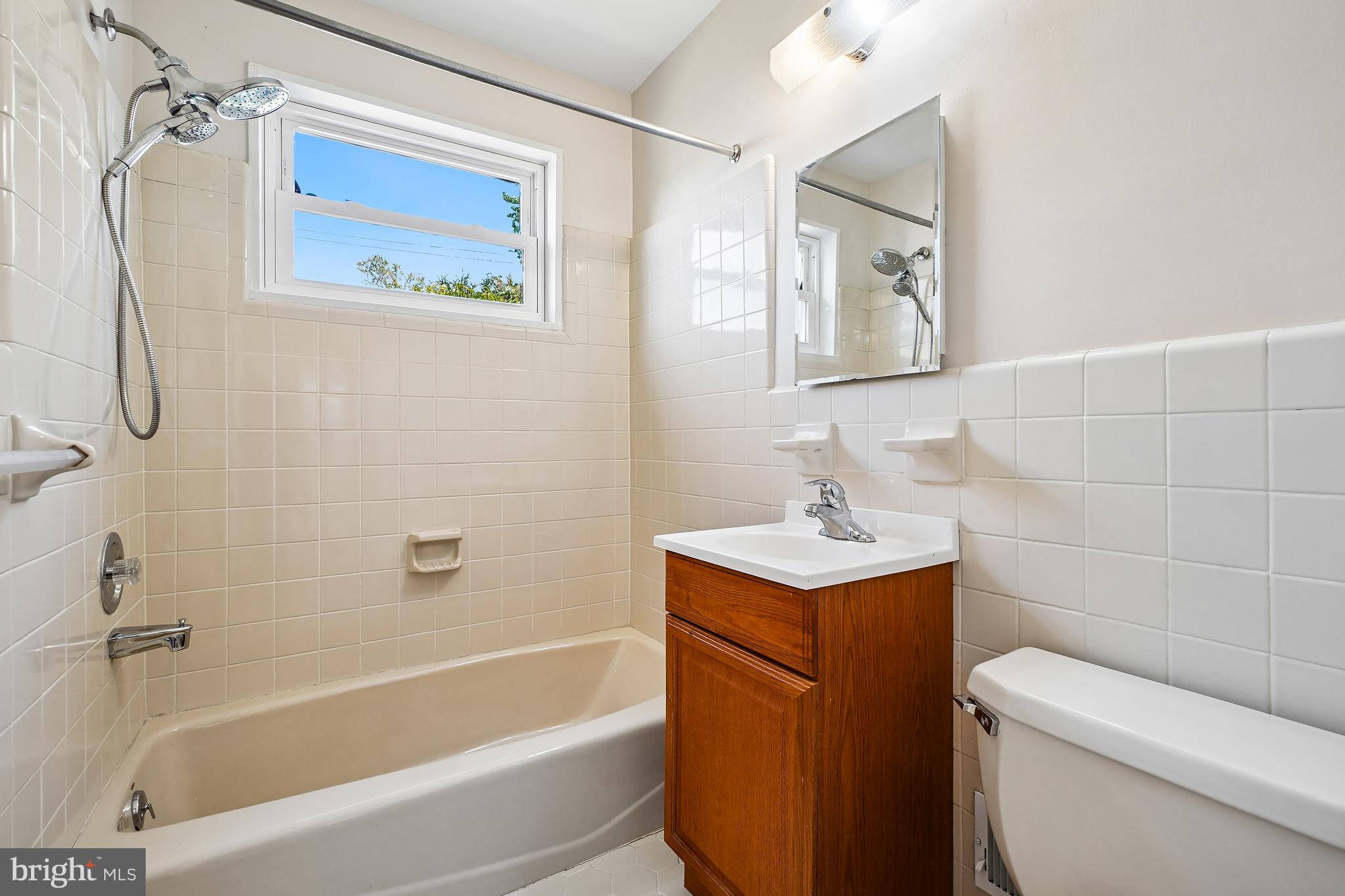 OAKVIEW - Residential