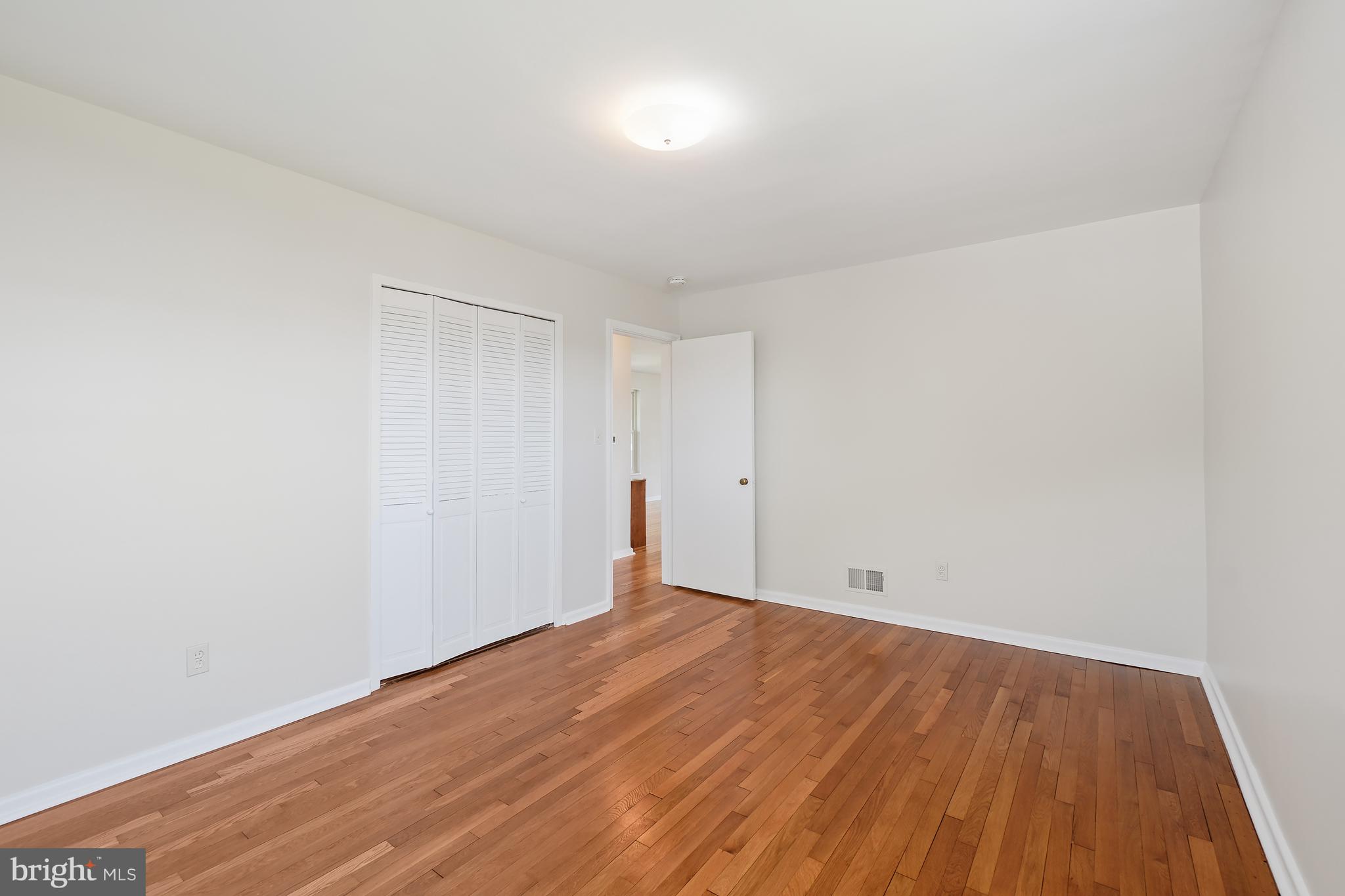 OAKVIEW - Residential