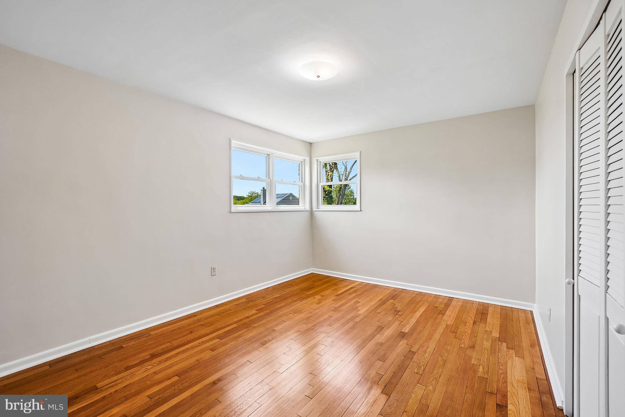 OAKVIEW - Residential