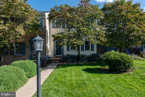 Photo of 130 Robin Hill Circle, YORK, PA 17404 (MLS # PAYK2111688)