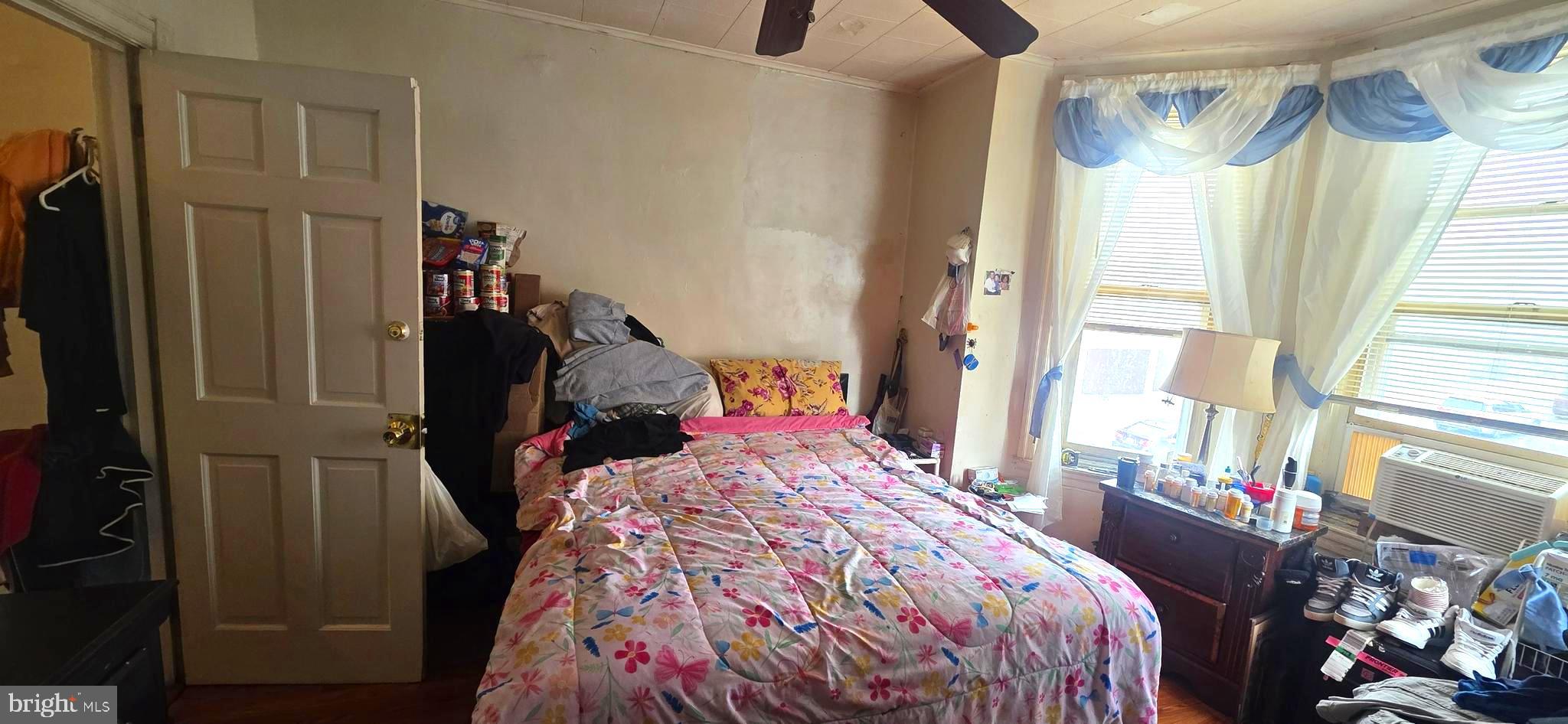 KENSINGTON - Residential