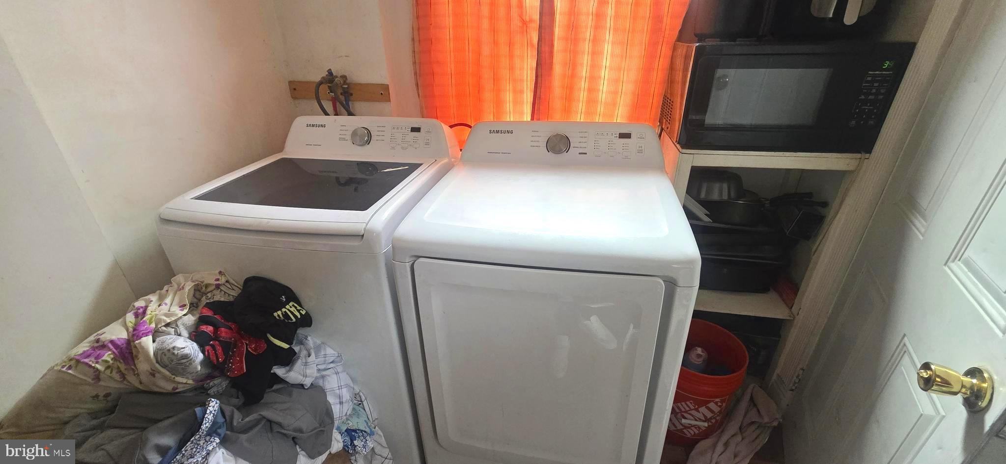 KENSINGTON - Residential