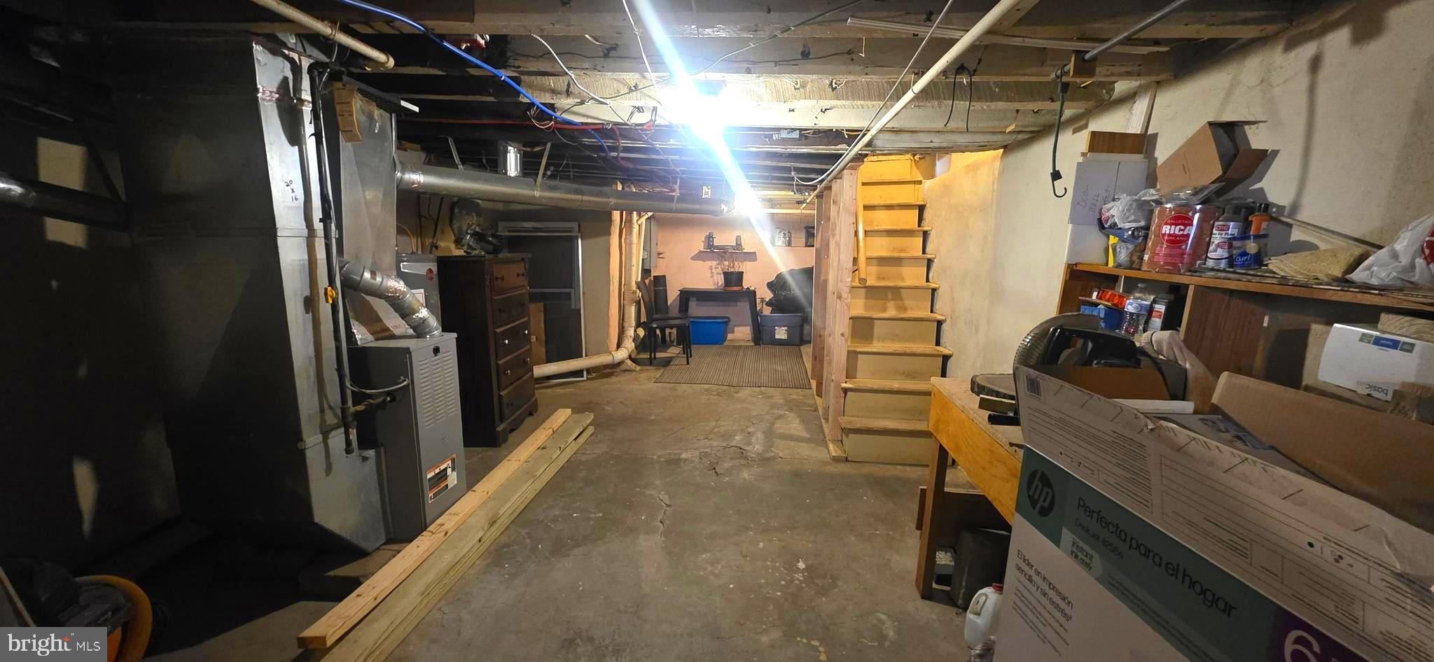 KENSINGTON - Residential