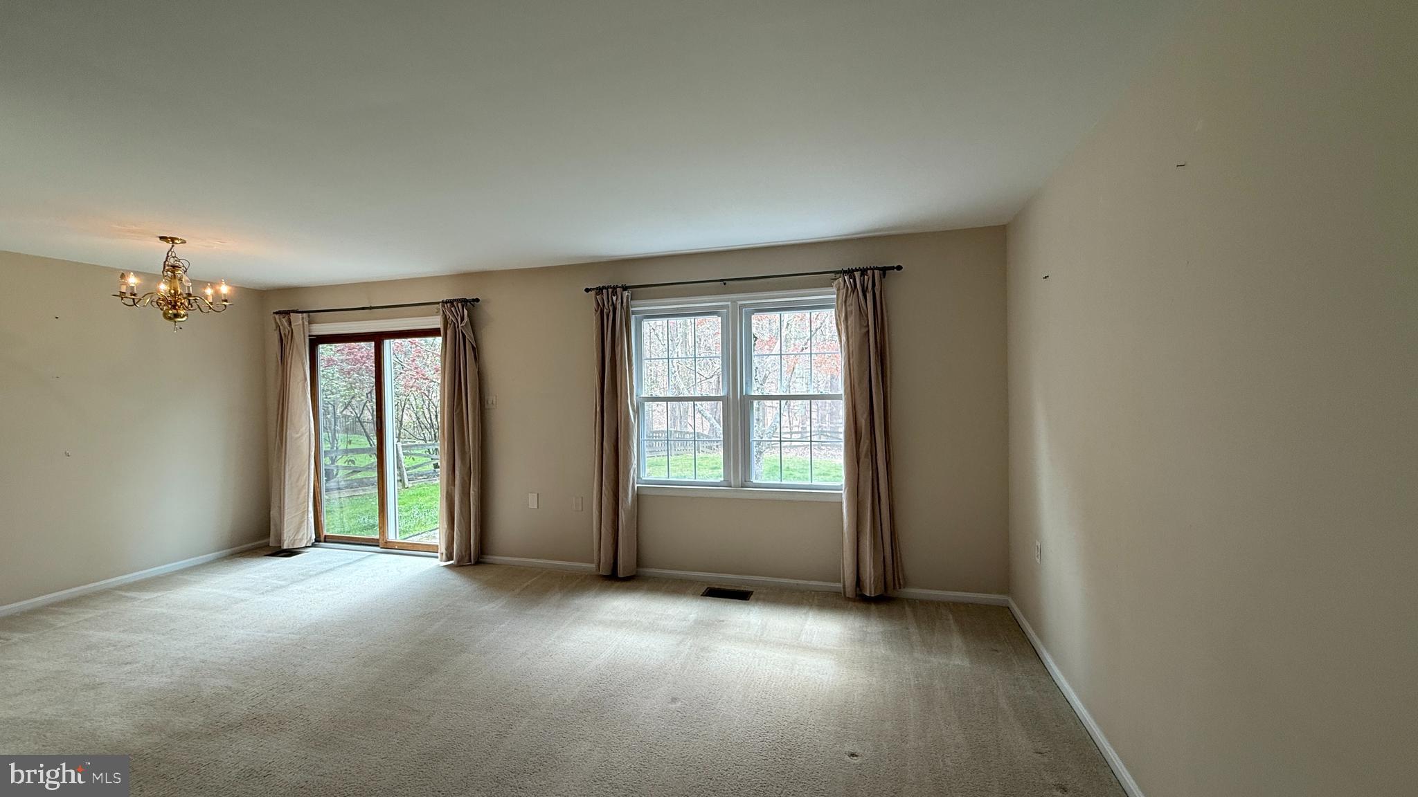 LAKE RIDGE - Residential Lease