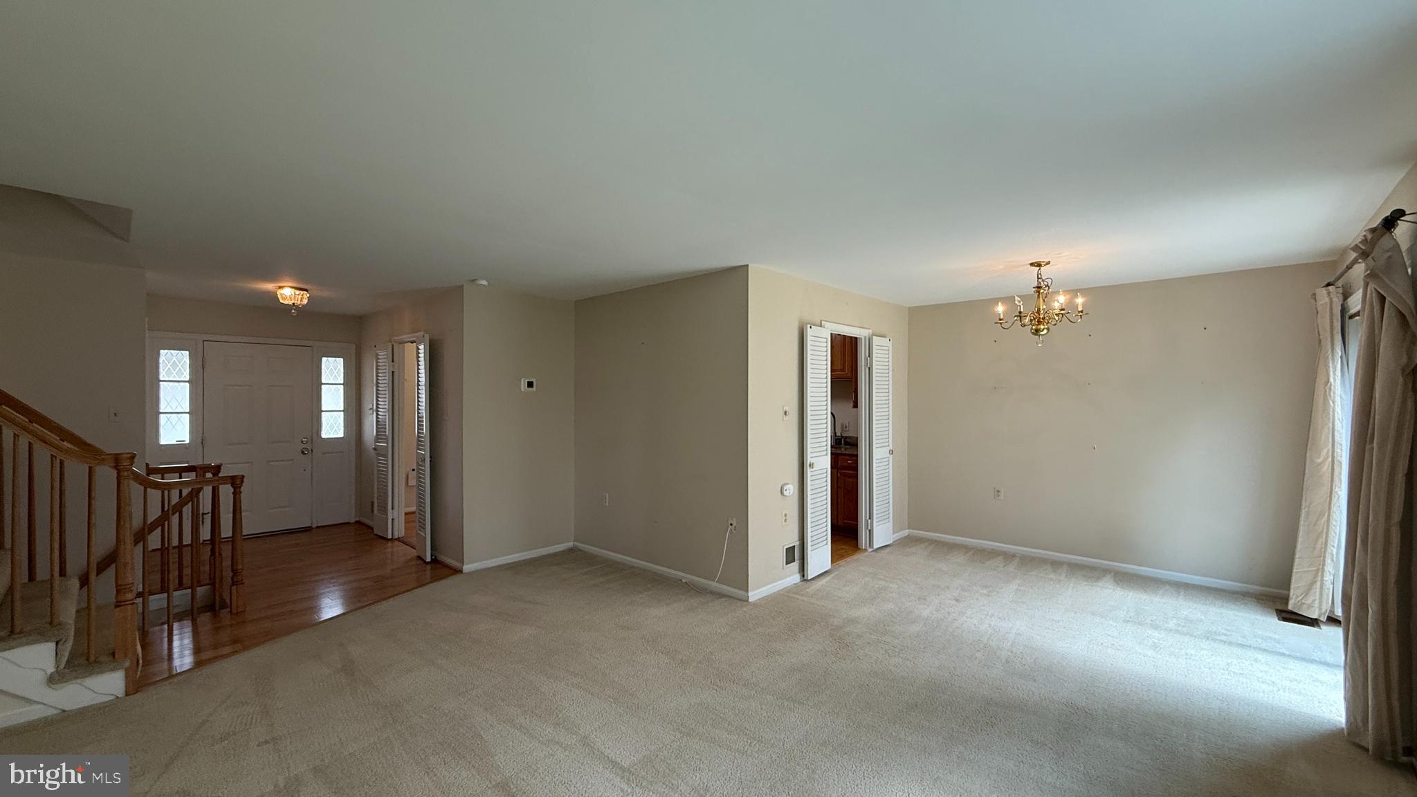 LAKE RIDGE - Residential Lease