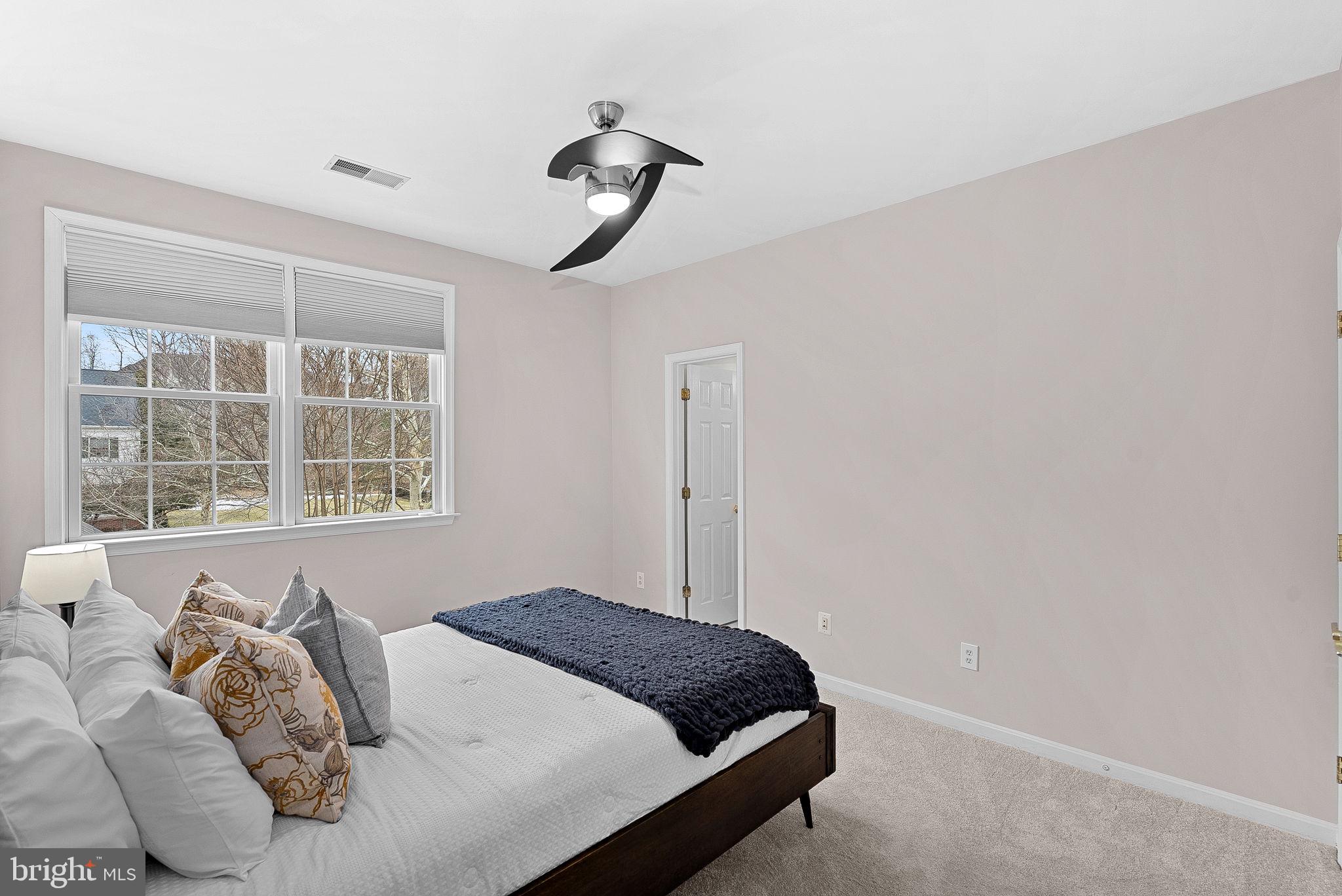 LANSDOWNE - Residential