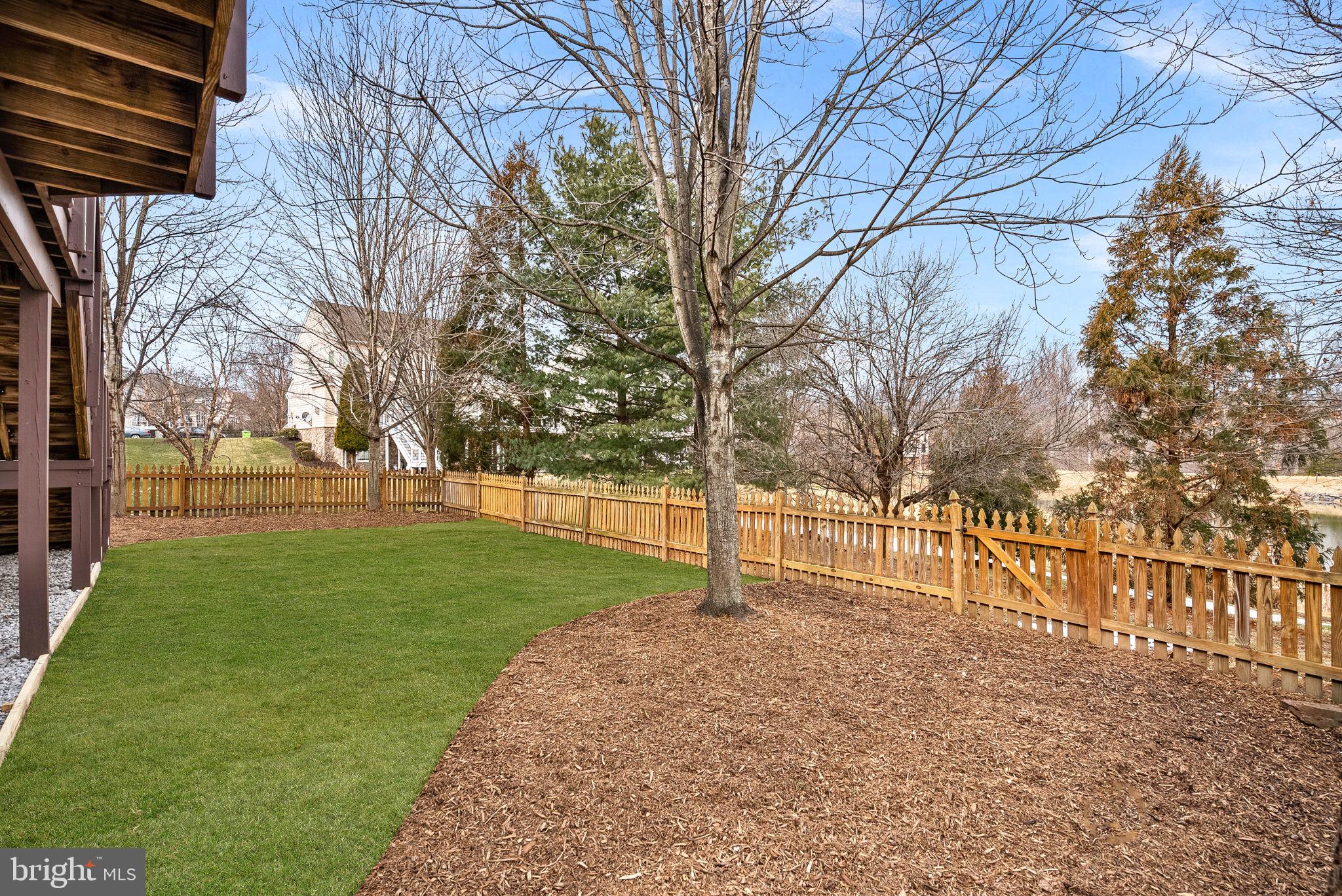 LANSDOWNE - Residential