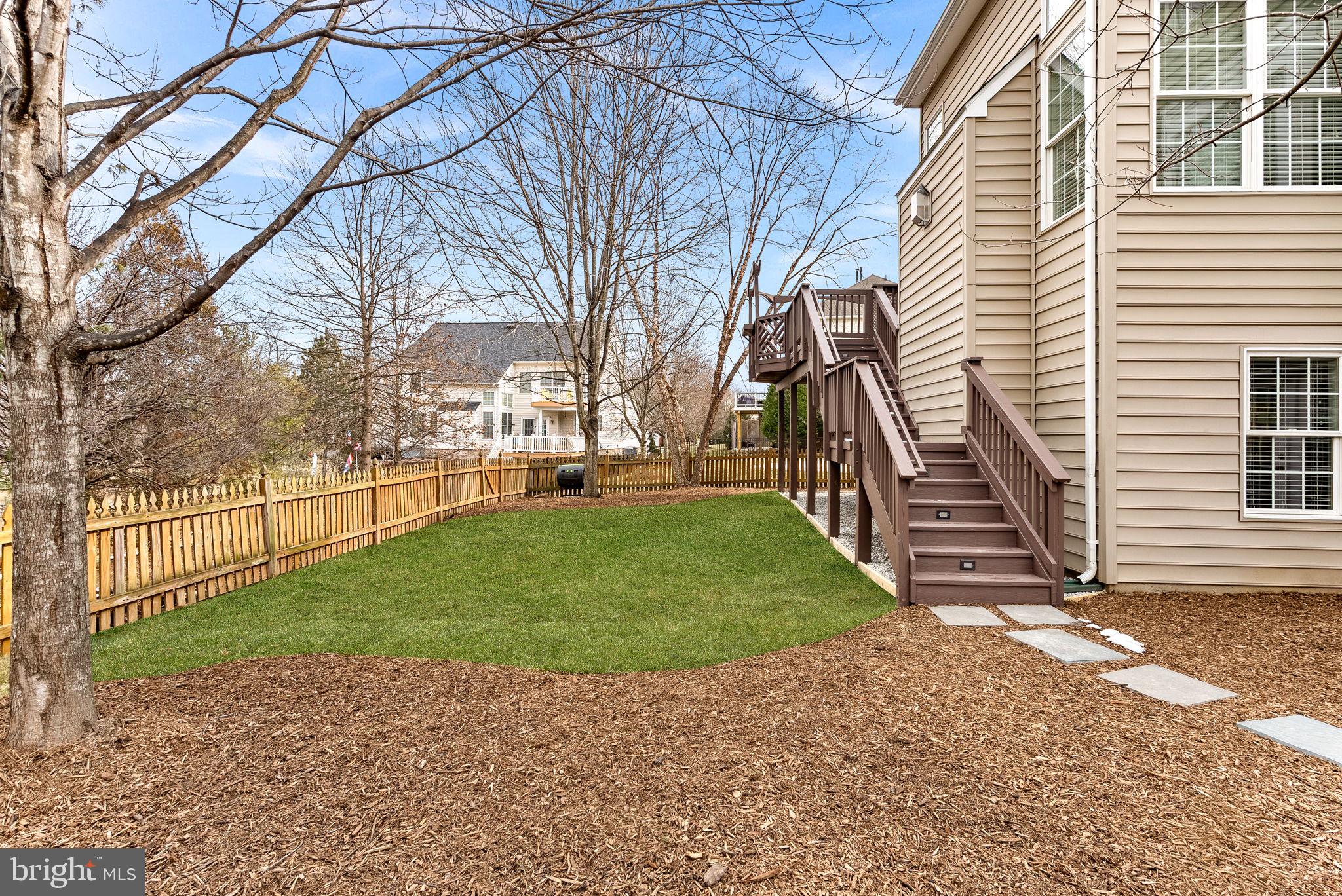 LANSDOWNE - Residential