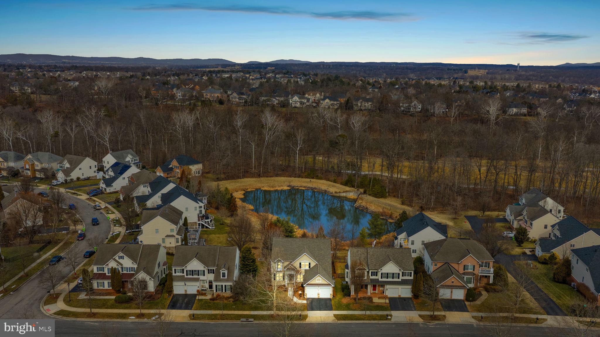 LANSDOWNE - Residential