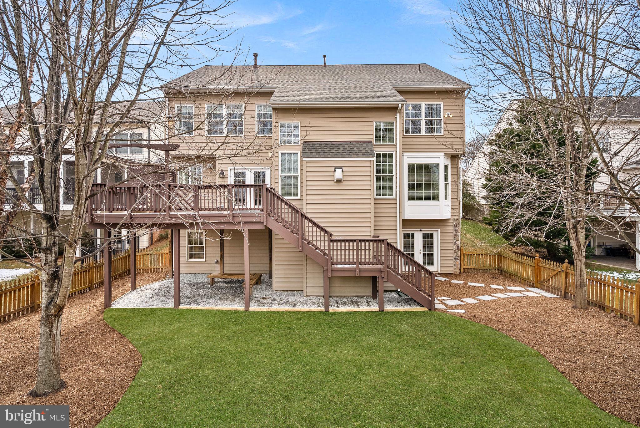 LANSDOWNE - Residential