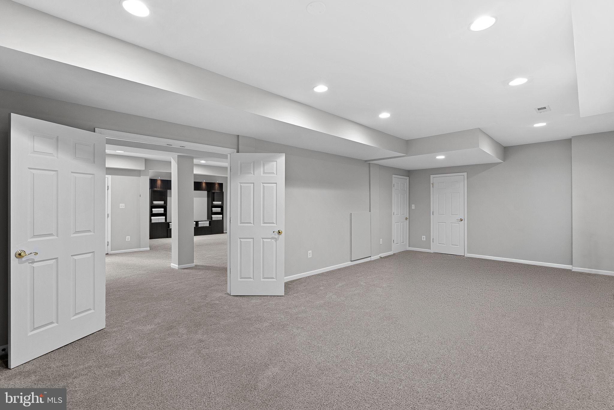 LANSDOWNE - Residential