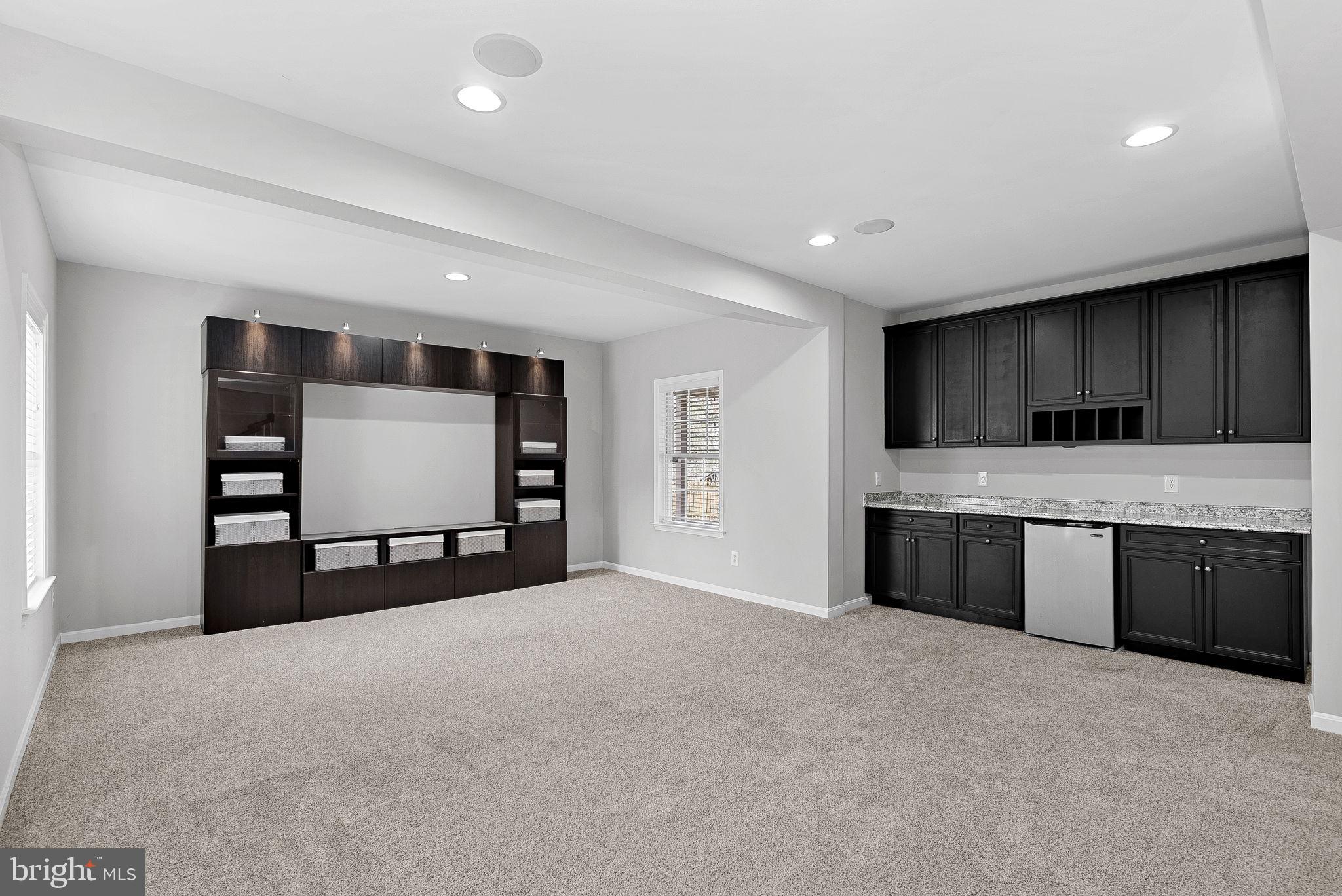 LANSDOWNE - Residential