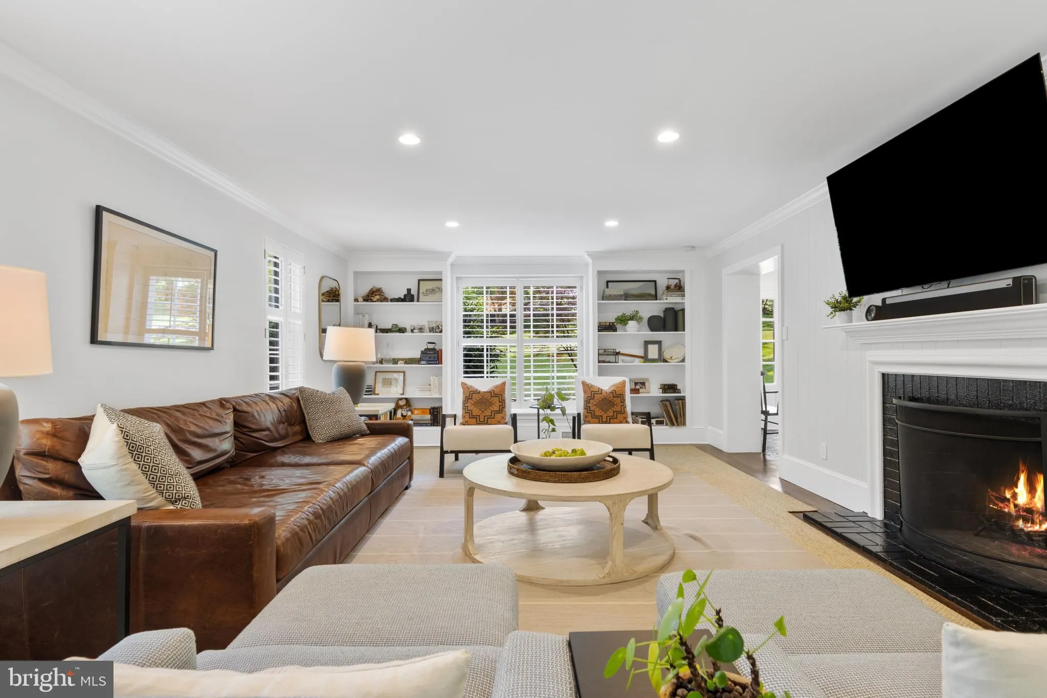 Devon, Pennsylvania 19333, United States, 5 Bedrooms Bedrooms, ,4 BathroomsBathrooms,Residential,Pending,147021