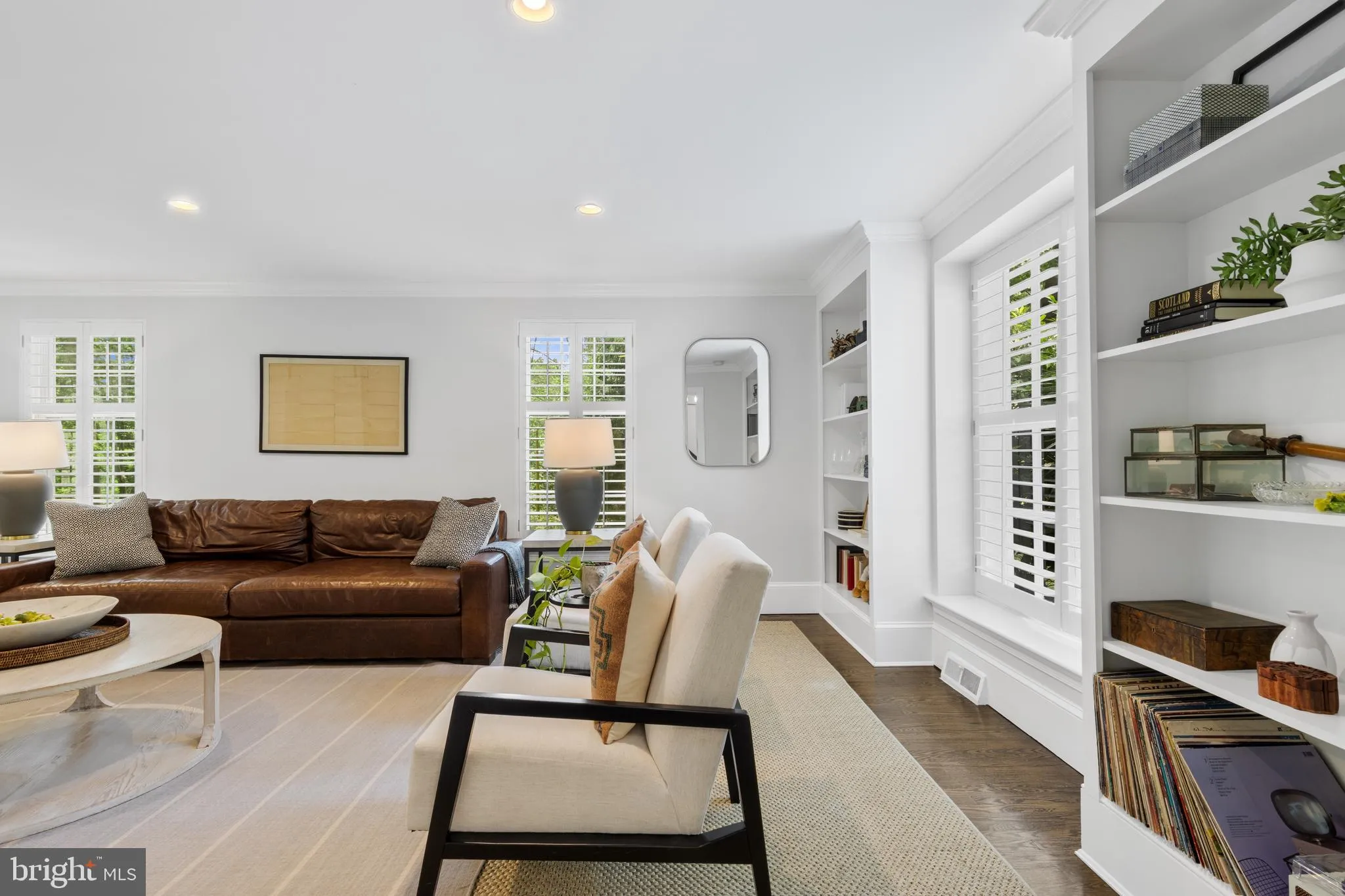 Devon, Pennsylvania 19333, United States, 5 Bedrooms Bedrooms, ,4 BathroomsBathrooms,Residential,Pending,147021