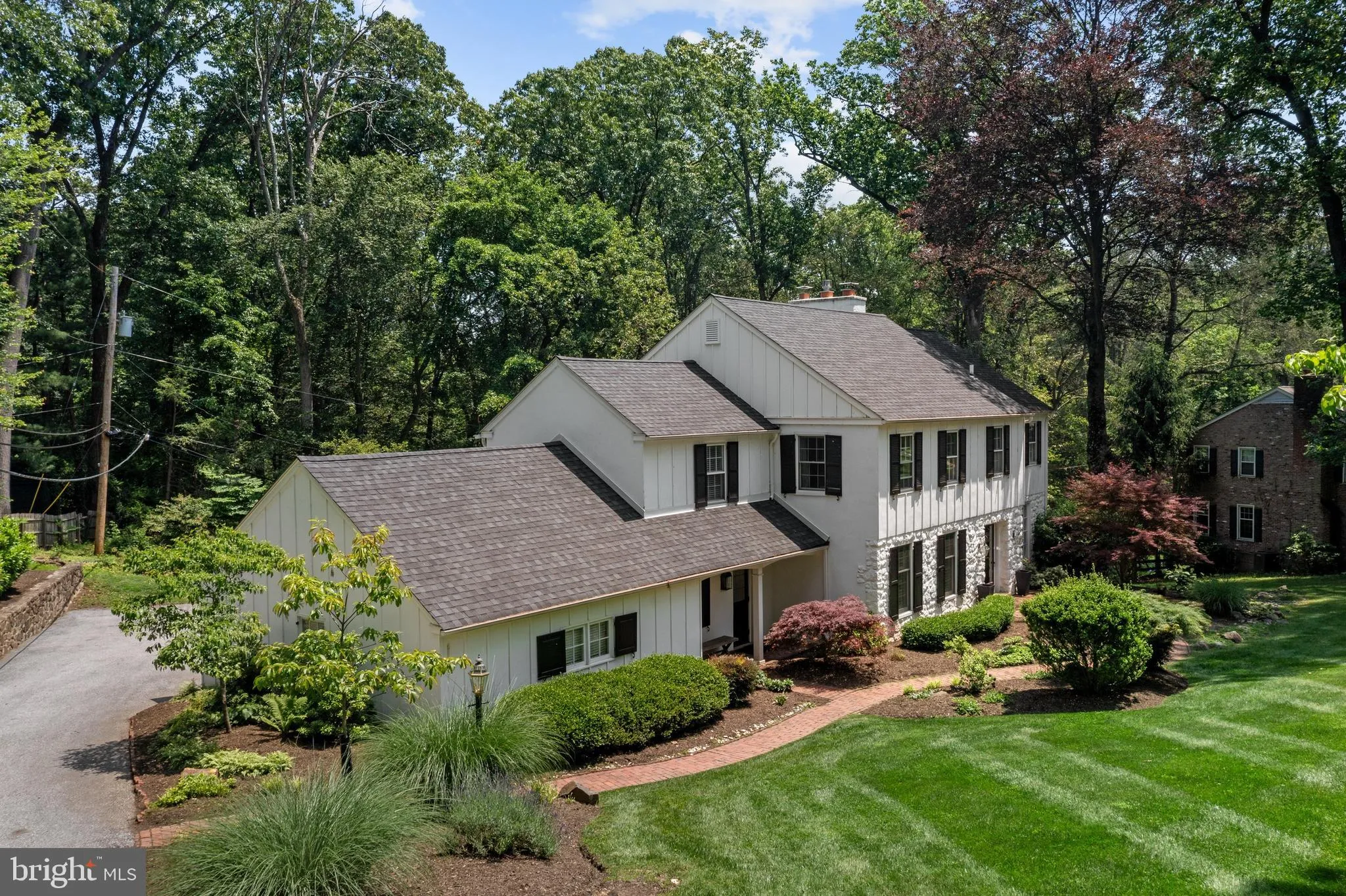 Devon, Pennsylvania 19333, United States, 5 Bedrooms Bedrooms, ,4 BathroomsBathrooms,Residential,Pending,147021