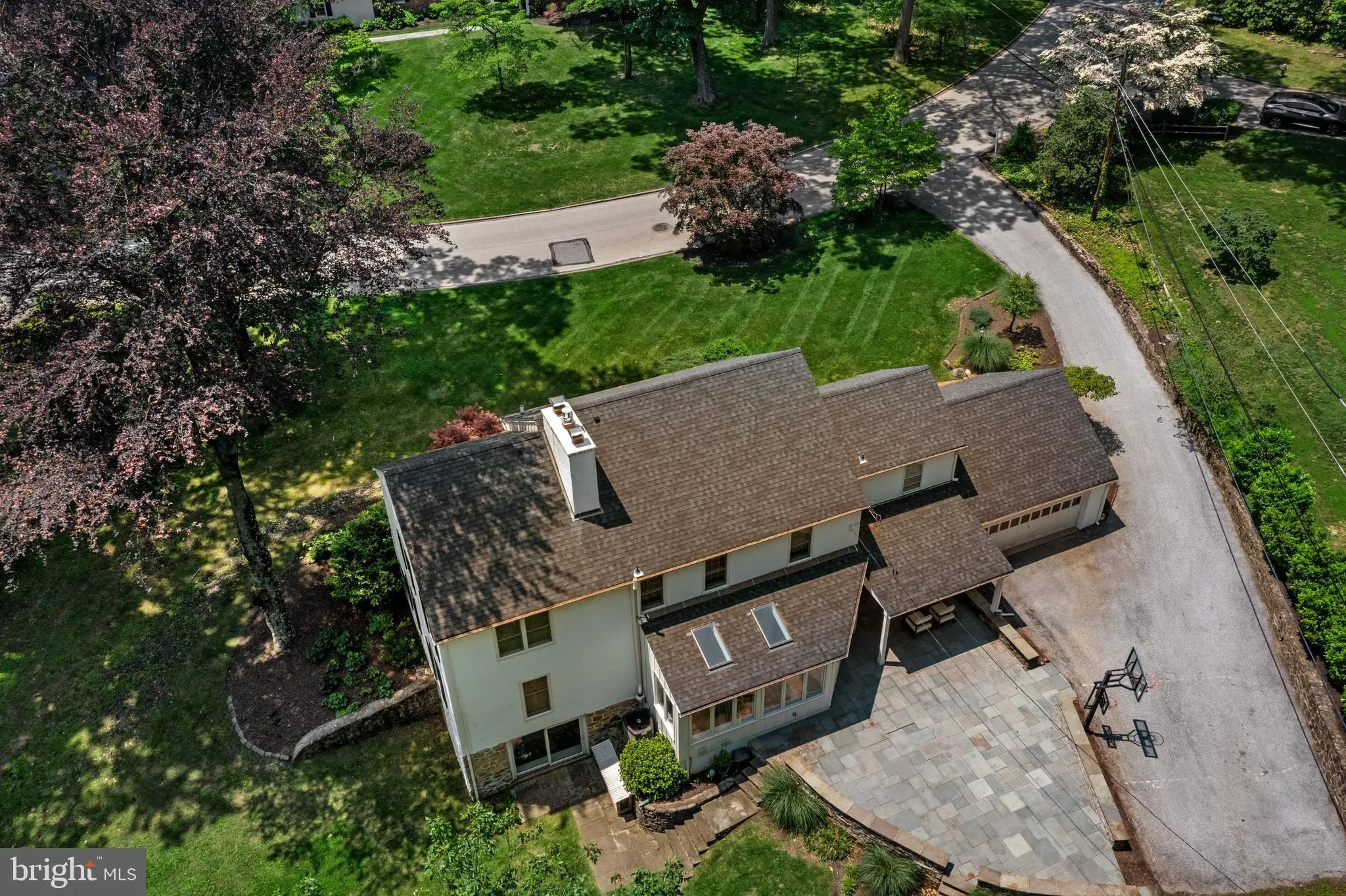 Devon, Pennsylvania 19333, United States, 5 Bedrooms Bedrooms, ,4 BathroomsBathrooms,Residential,Pending,147021