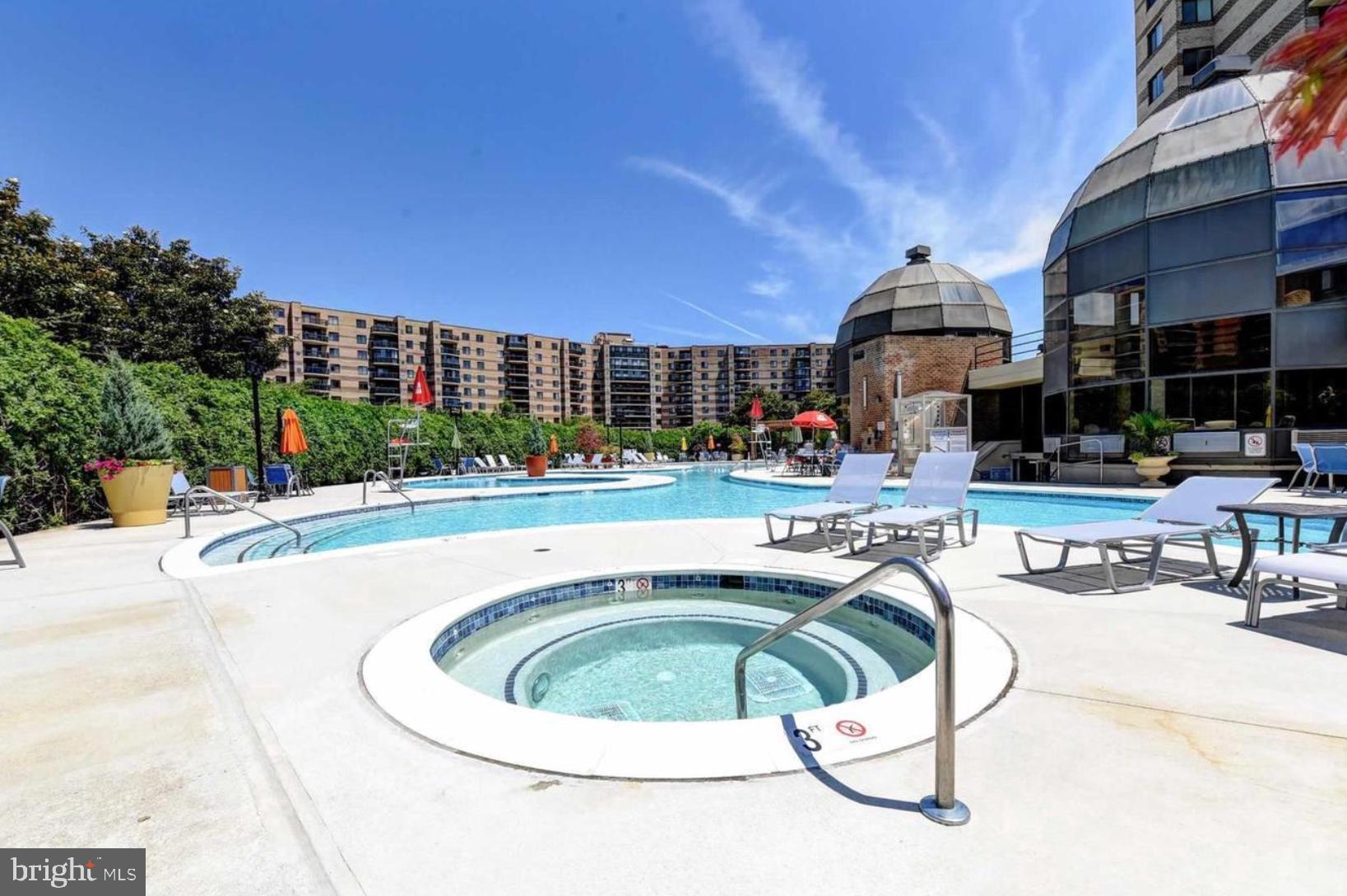 ROTONDA - Residential