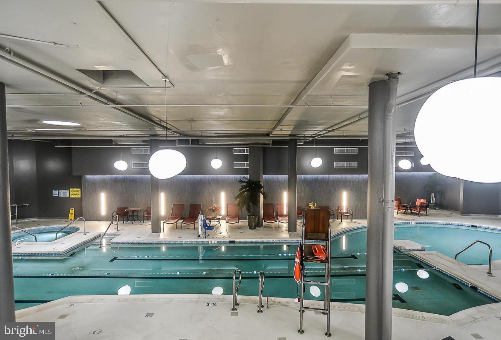 ROTONDA - Residential