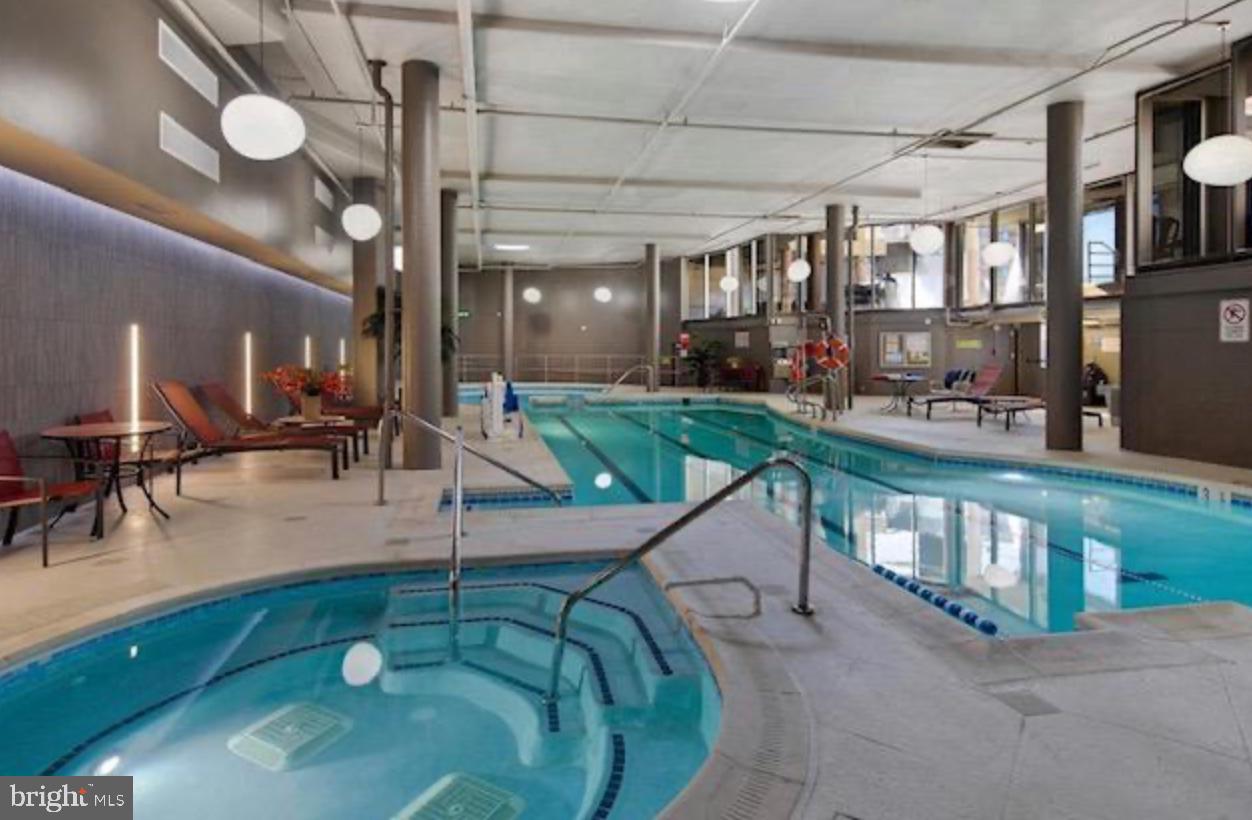 ROTONDA - Residential