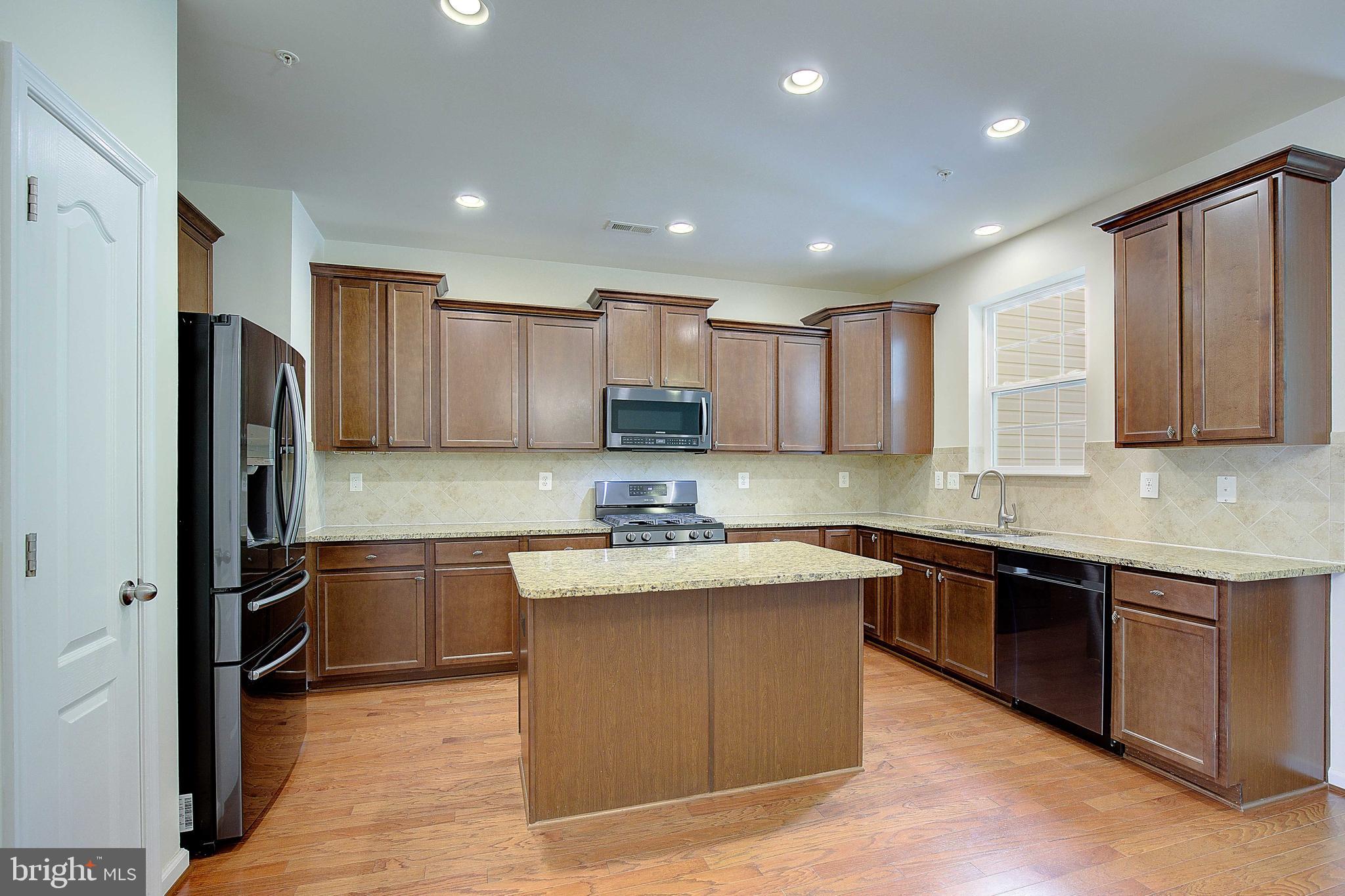 HIGHLAND FARMS - Residential