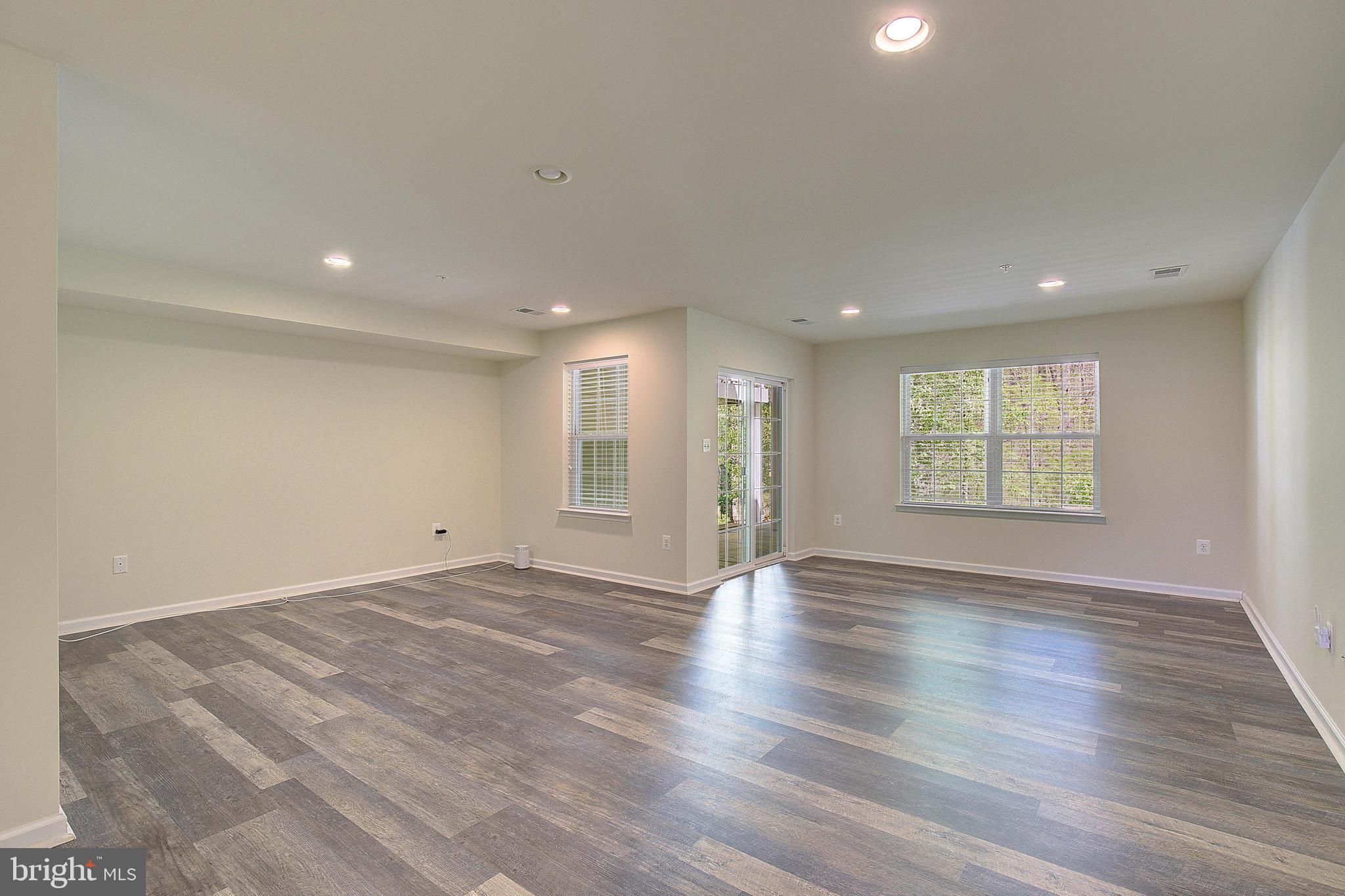 HIGHLAND FARMS - Residential