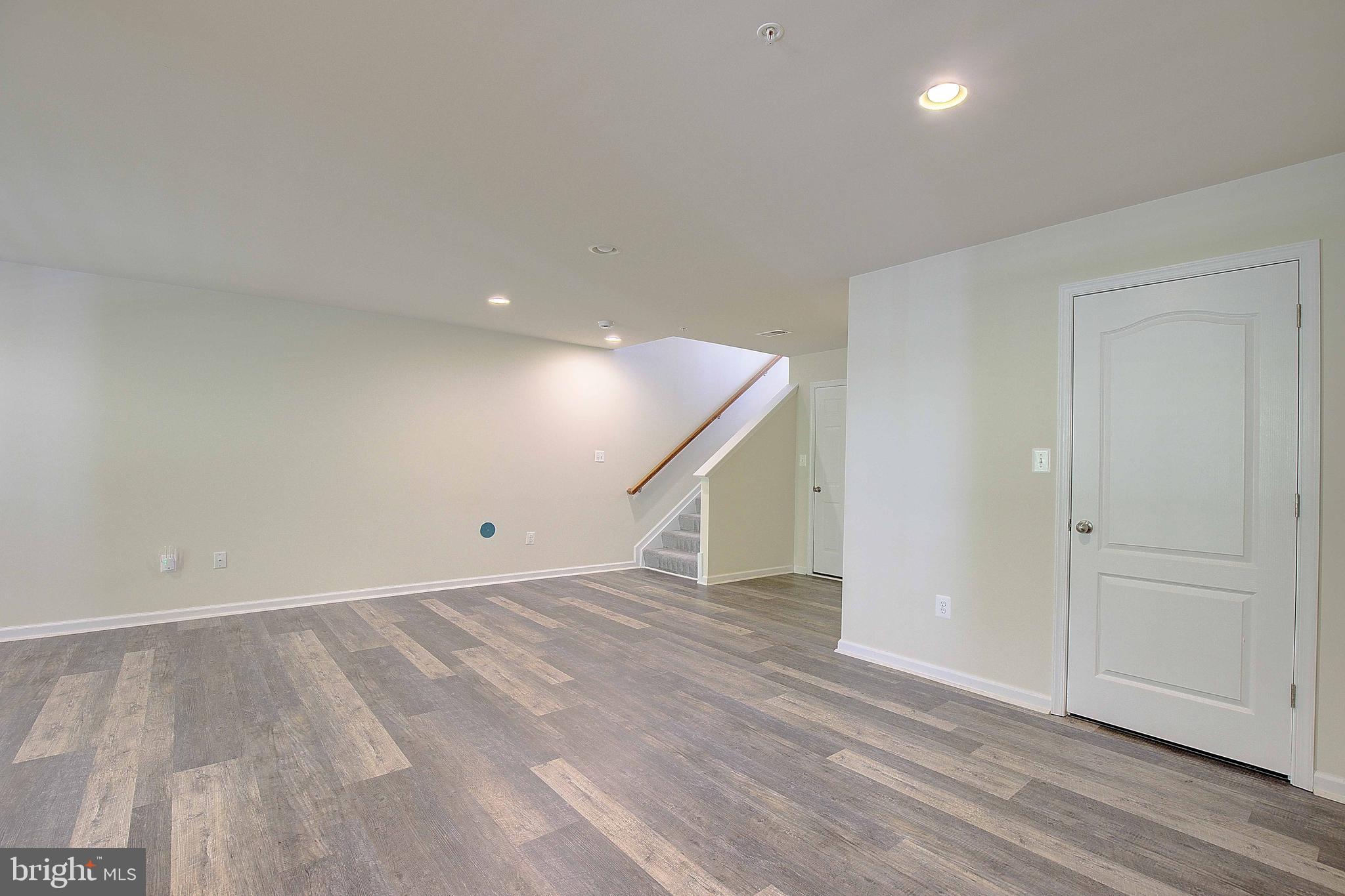 HIGHLAND FARMS - Residential