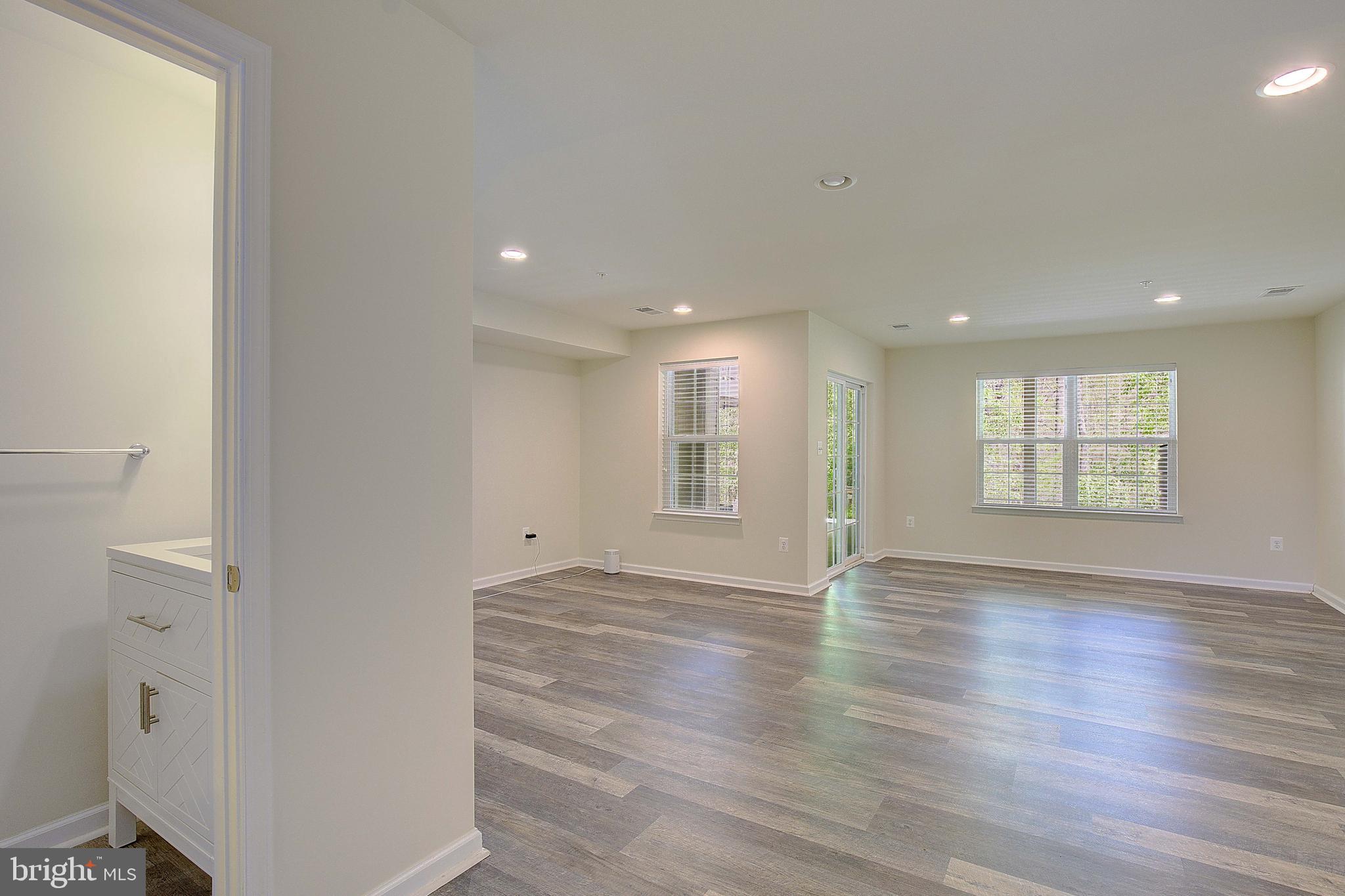 HIGHLAND FARMS - Residential