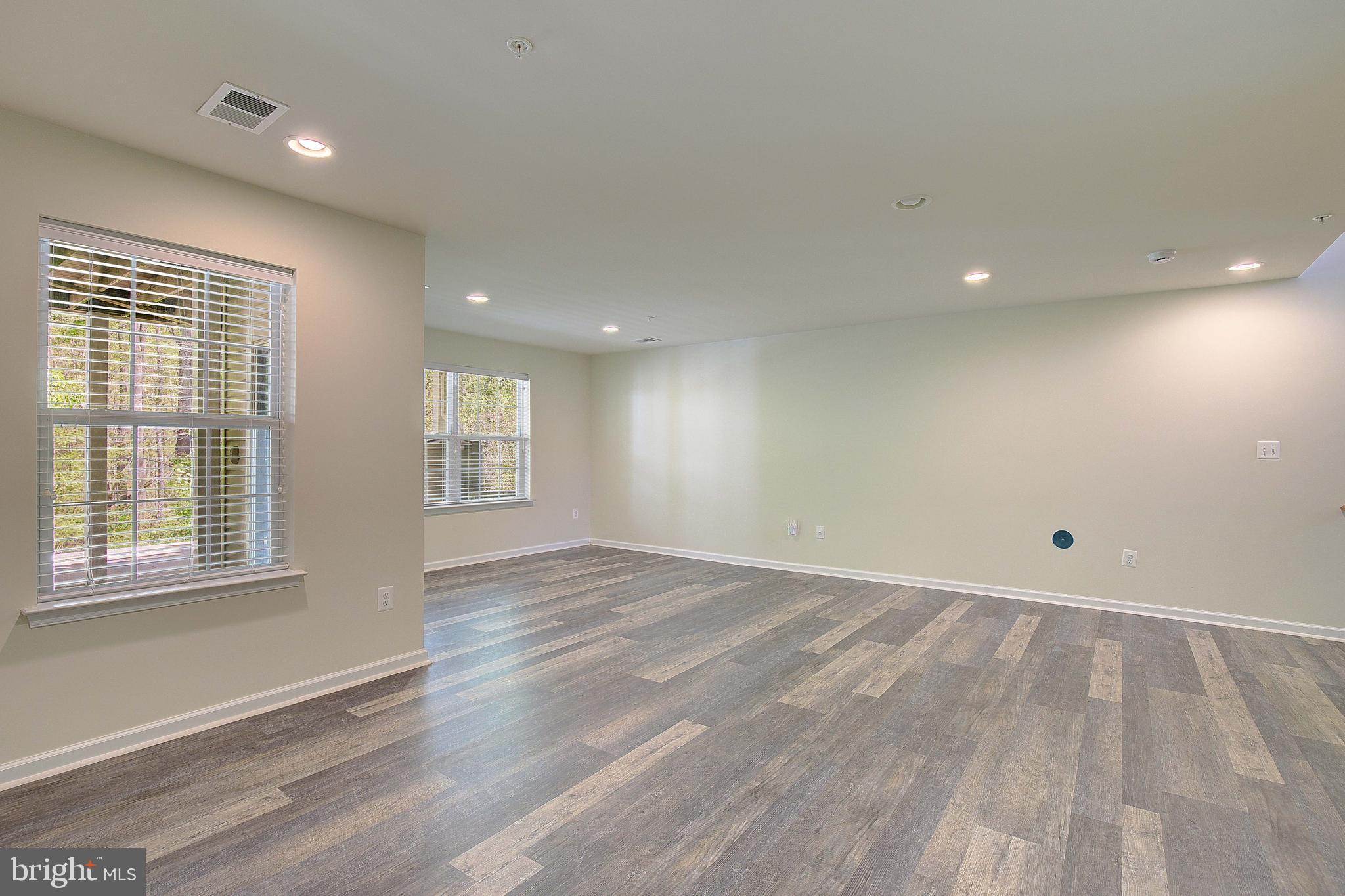 HIGHLAND FARMS - Residential