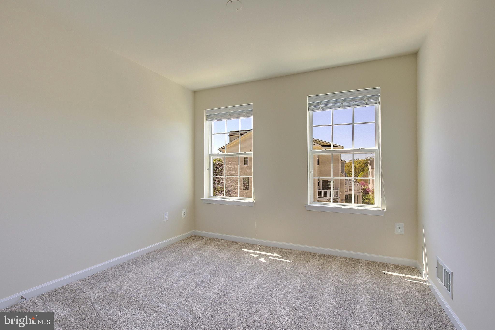 HIGHLAND FARMS - Residential