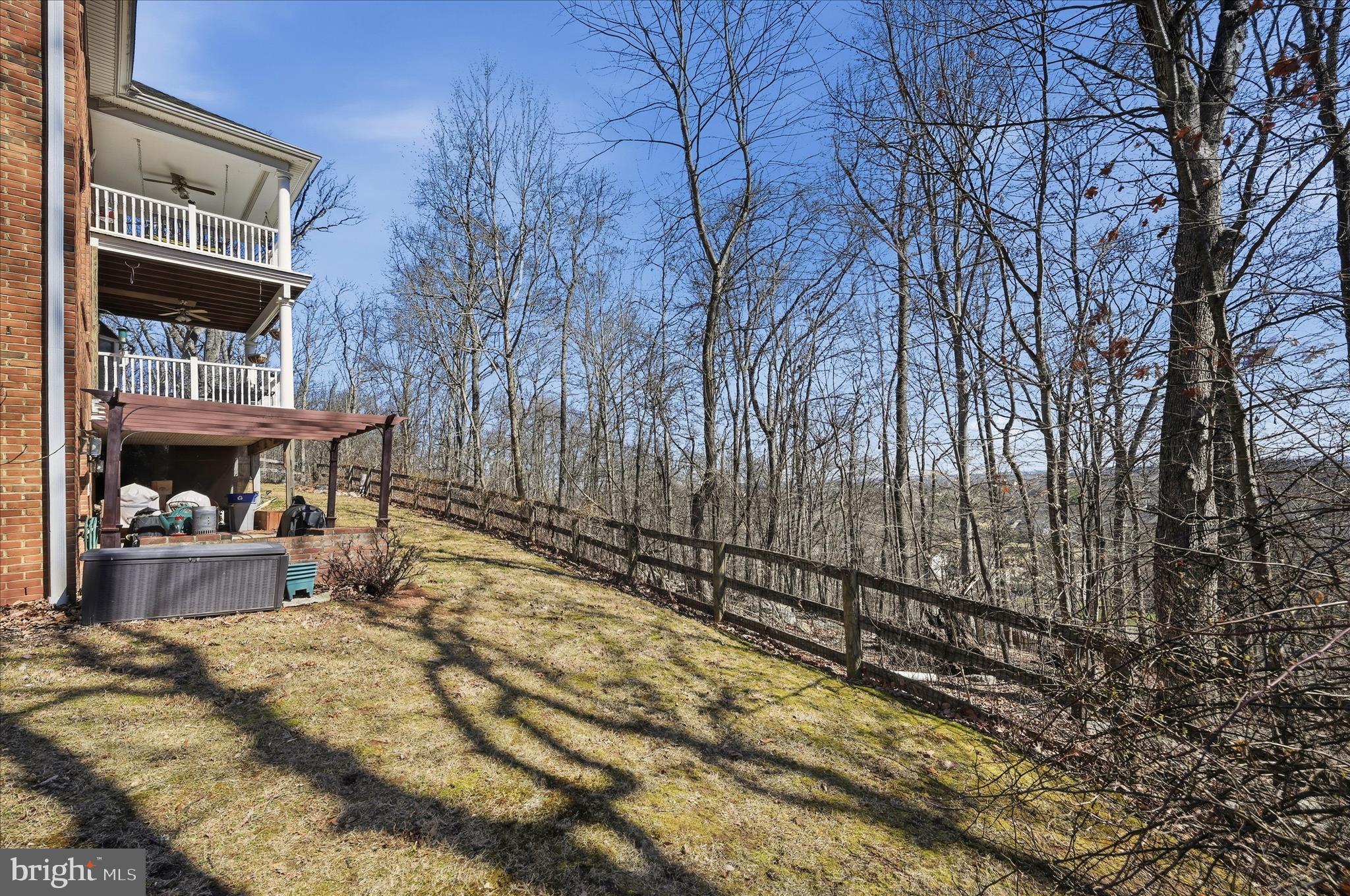 LEESBURG COUNTRY CLUB - Residential