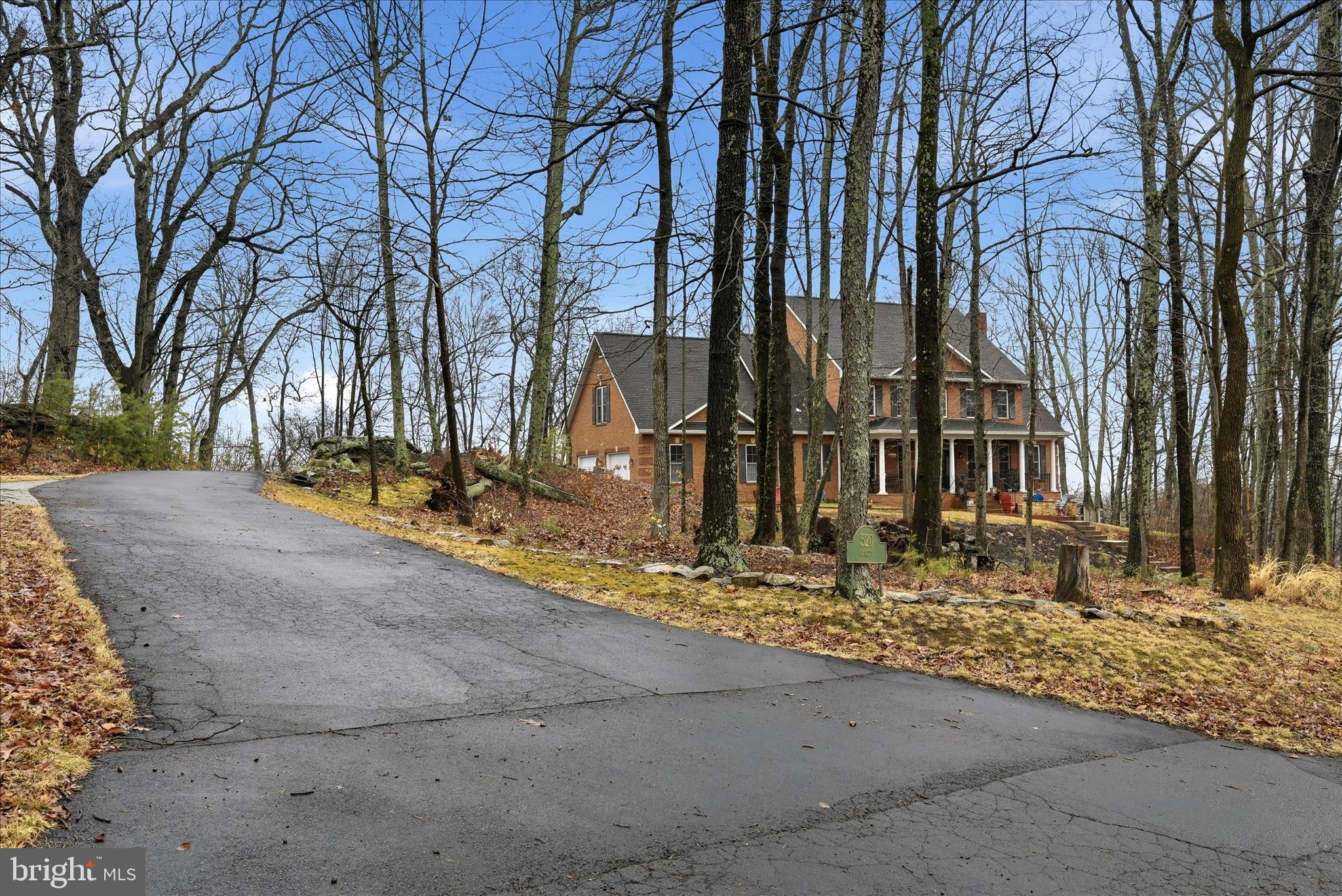 LEESBURG COUNTRY CLUB - Residential