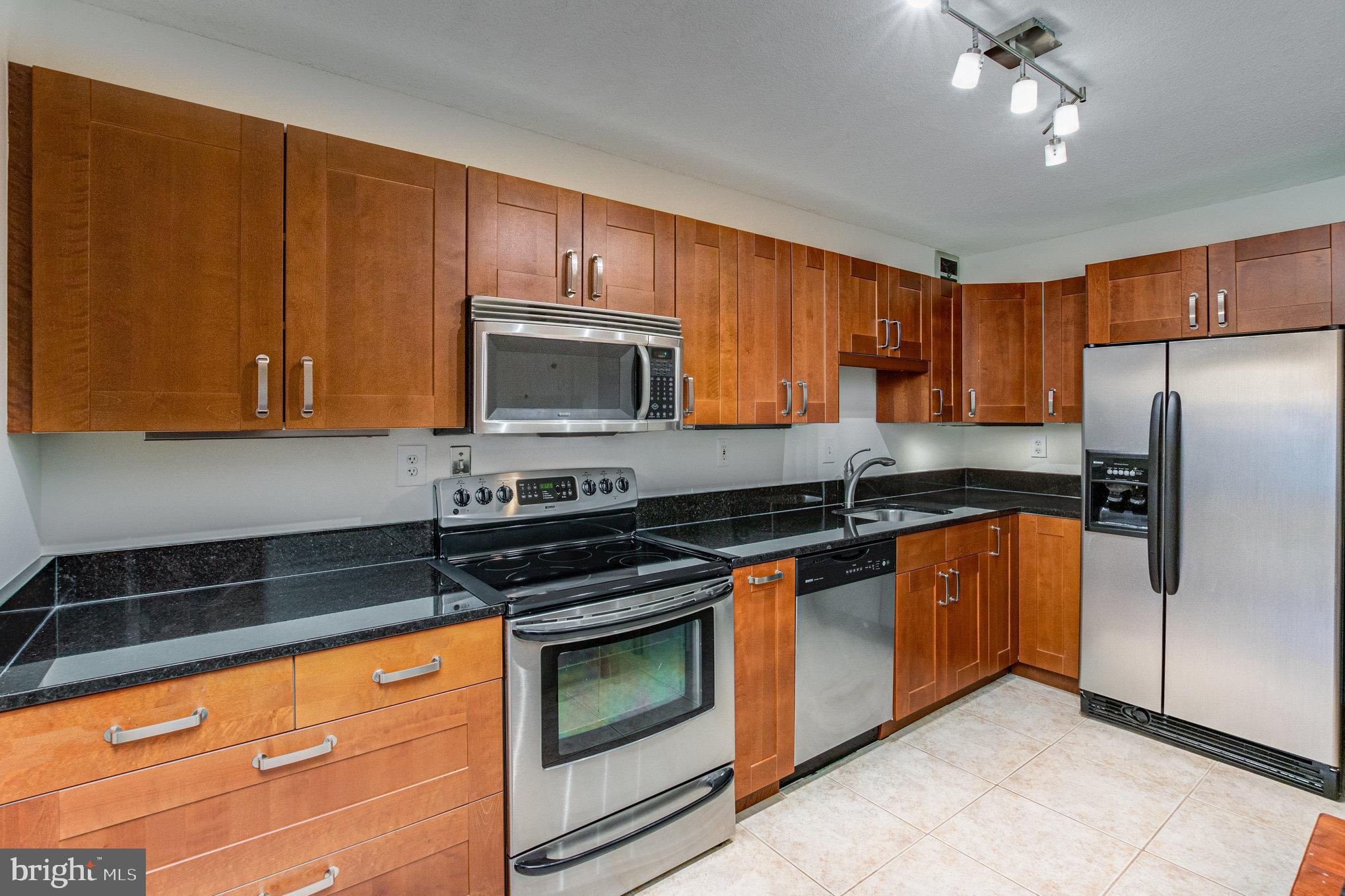 WATERGATE AT LANDMARK - Residential Lease