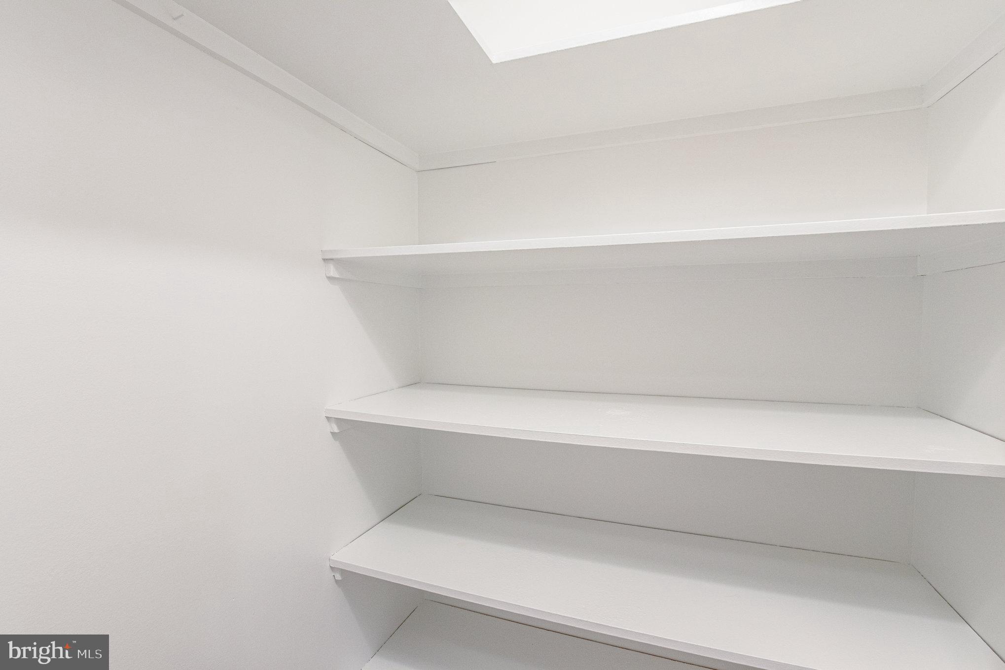 WATERGATE AT LANDMARK - Residential Lease