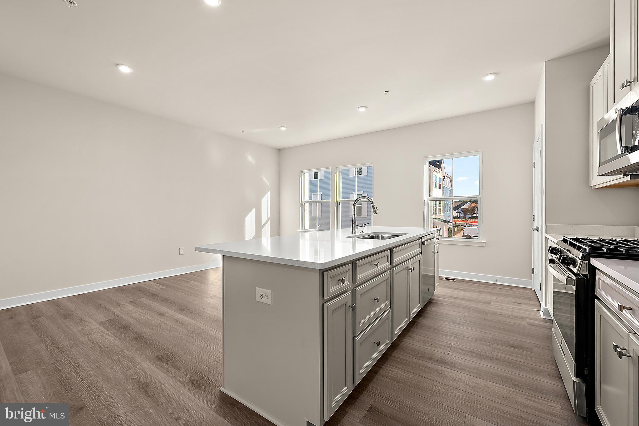 BAYSIDE - Residential