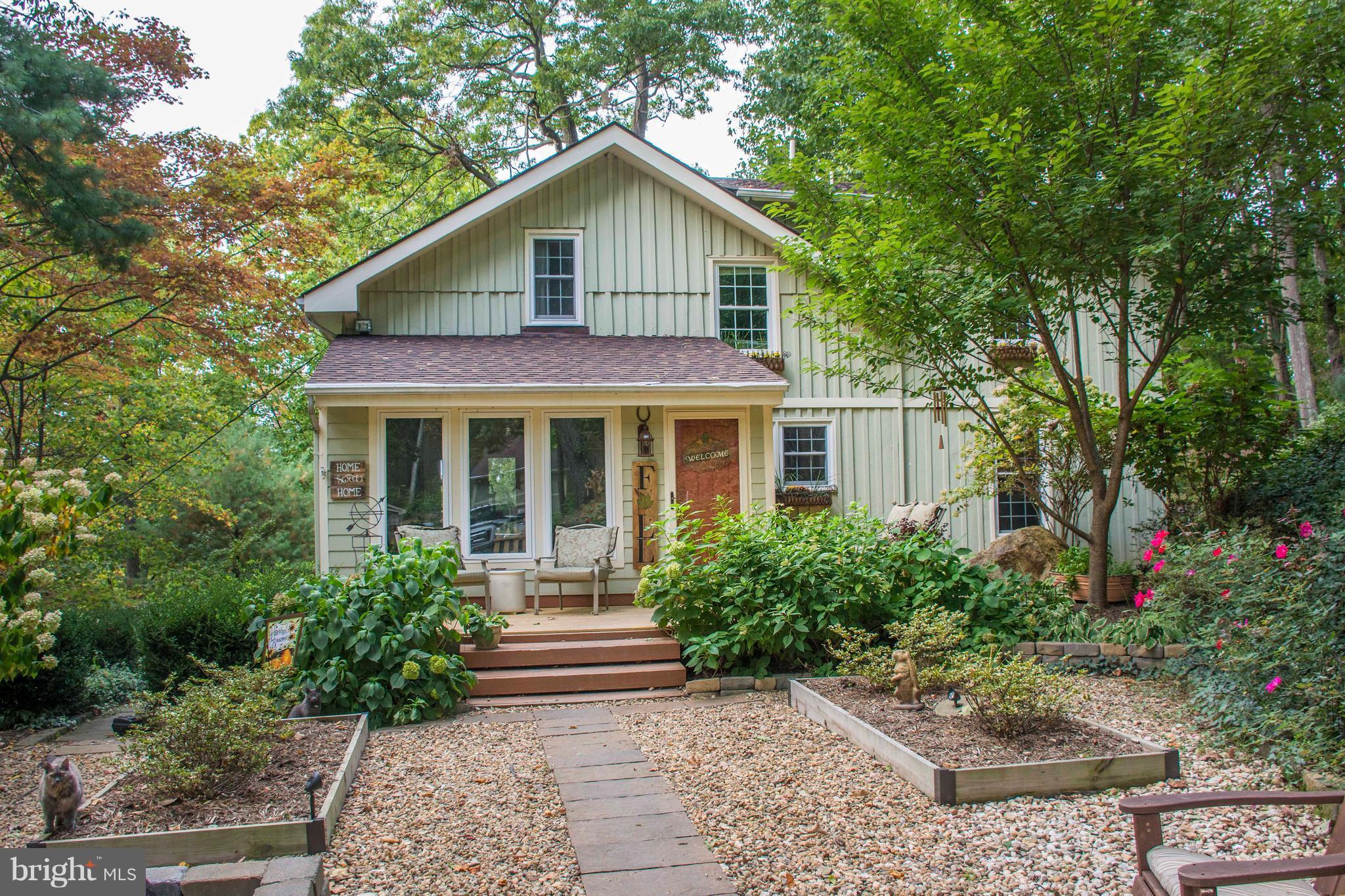 SHANGRI-LA - Residential