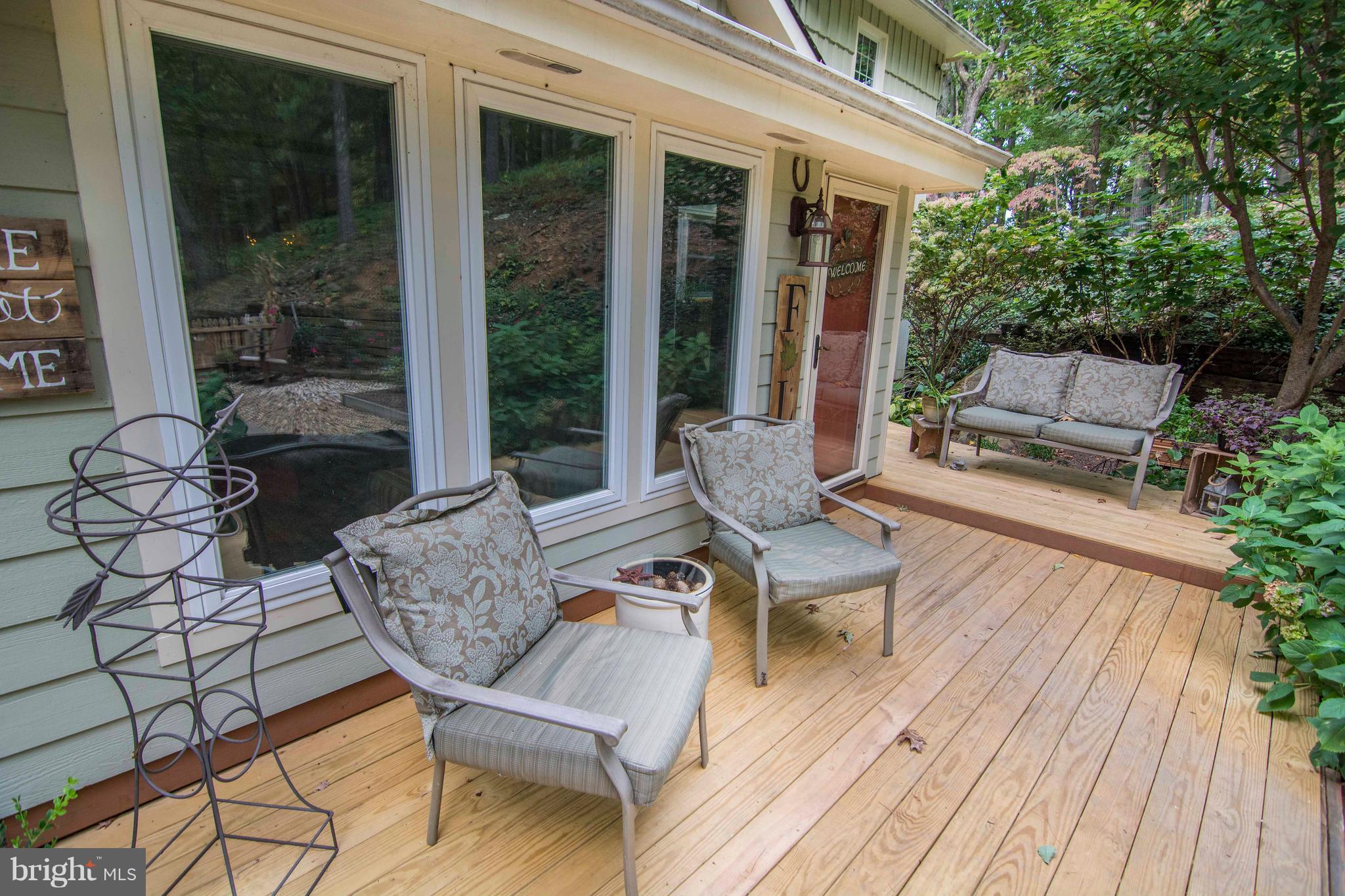 SHANGRI-LA - Residential