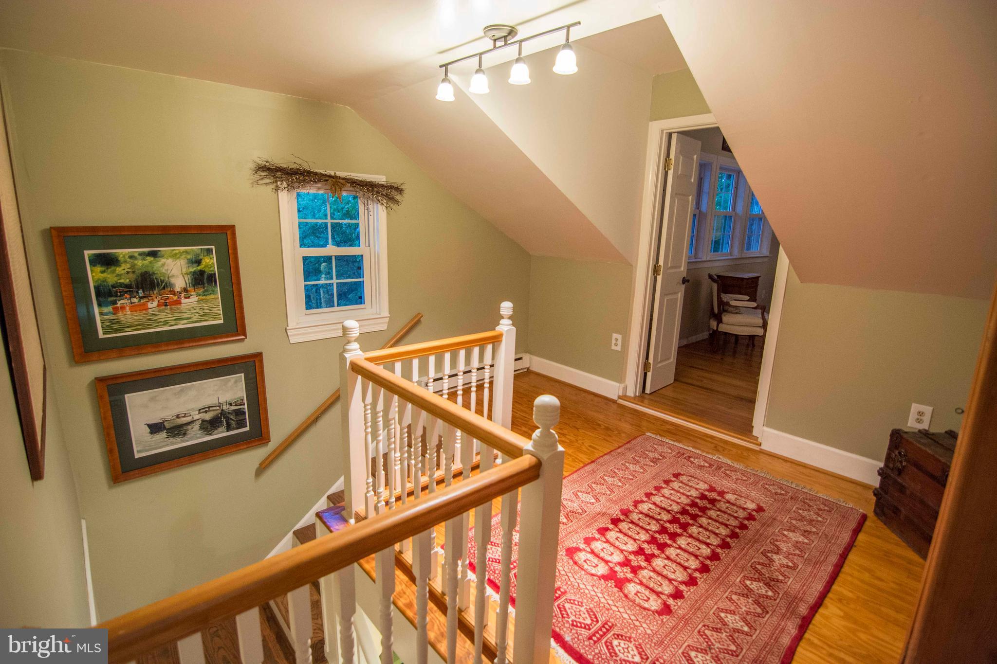 SHANGRI-LA - Residential