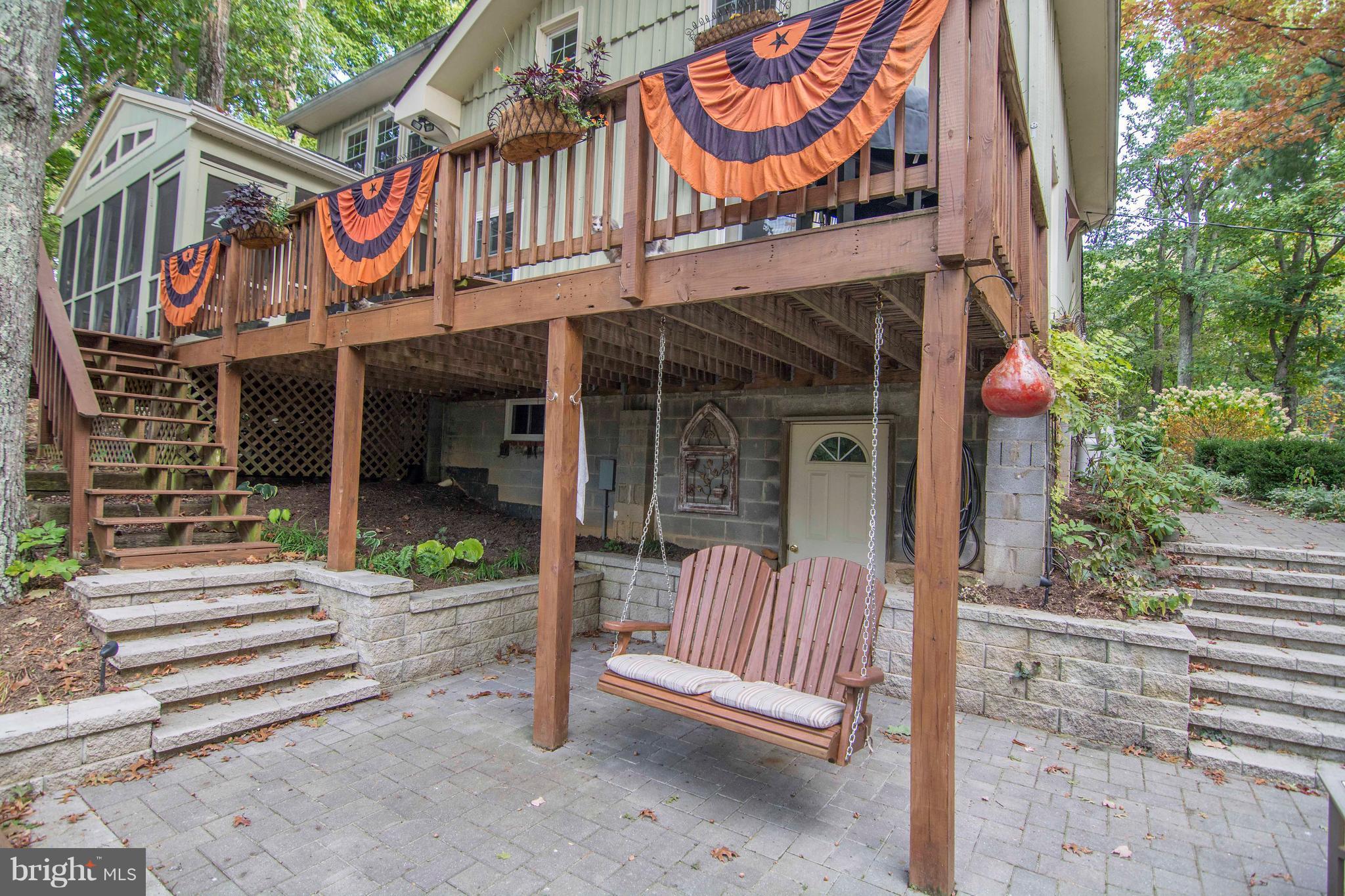 SHANGRI-LA - Residential