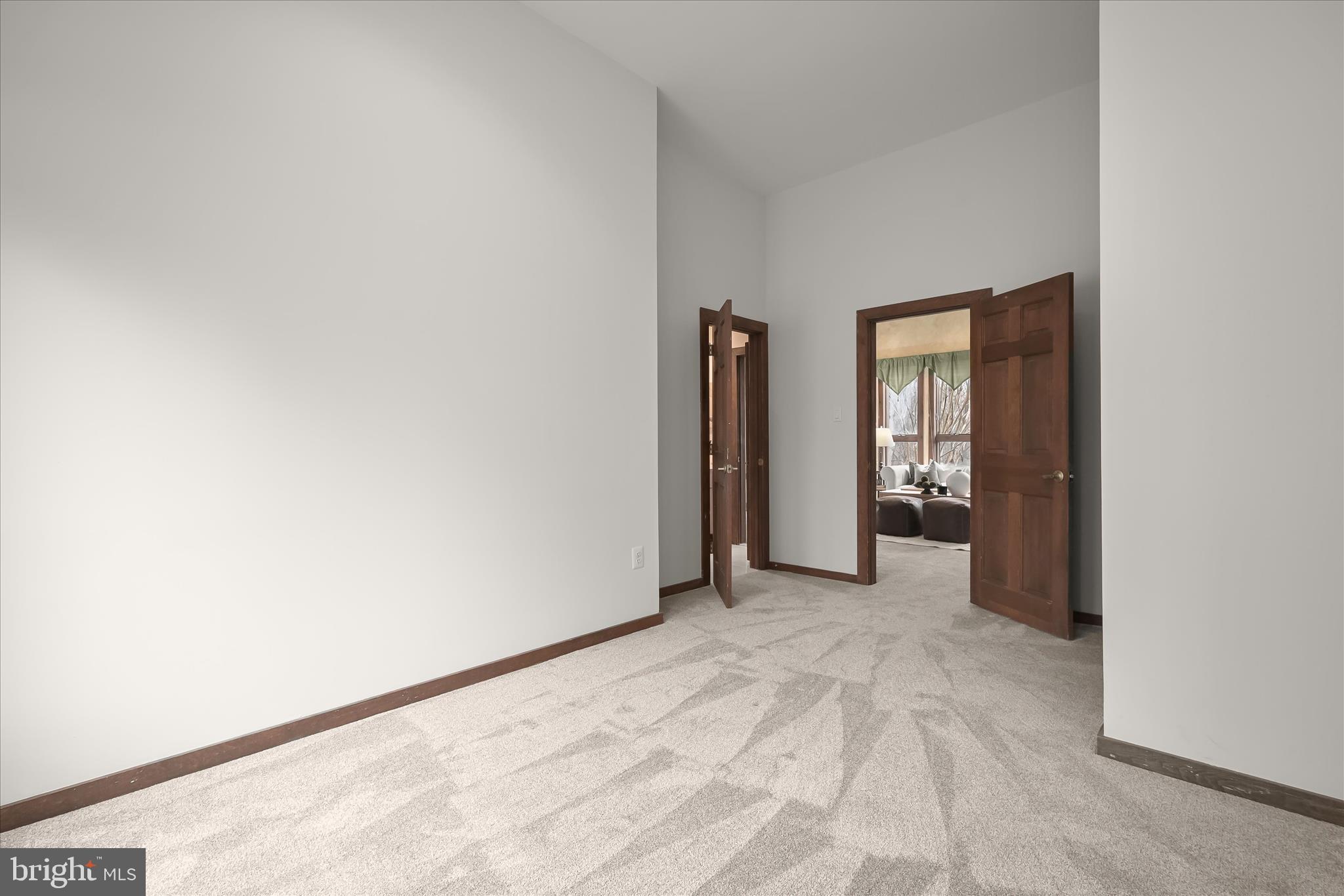 RIDGEWOOD - Residential