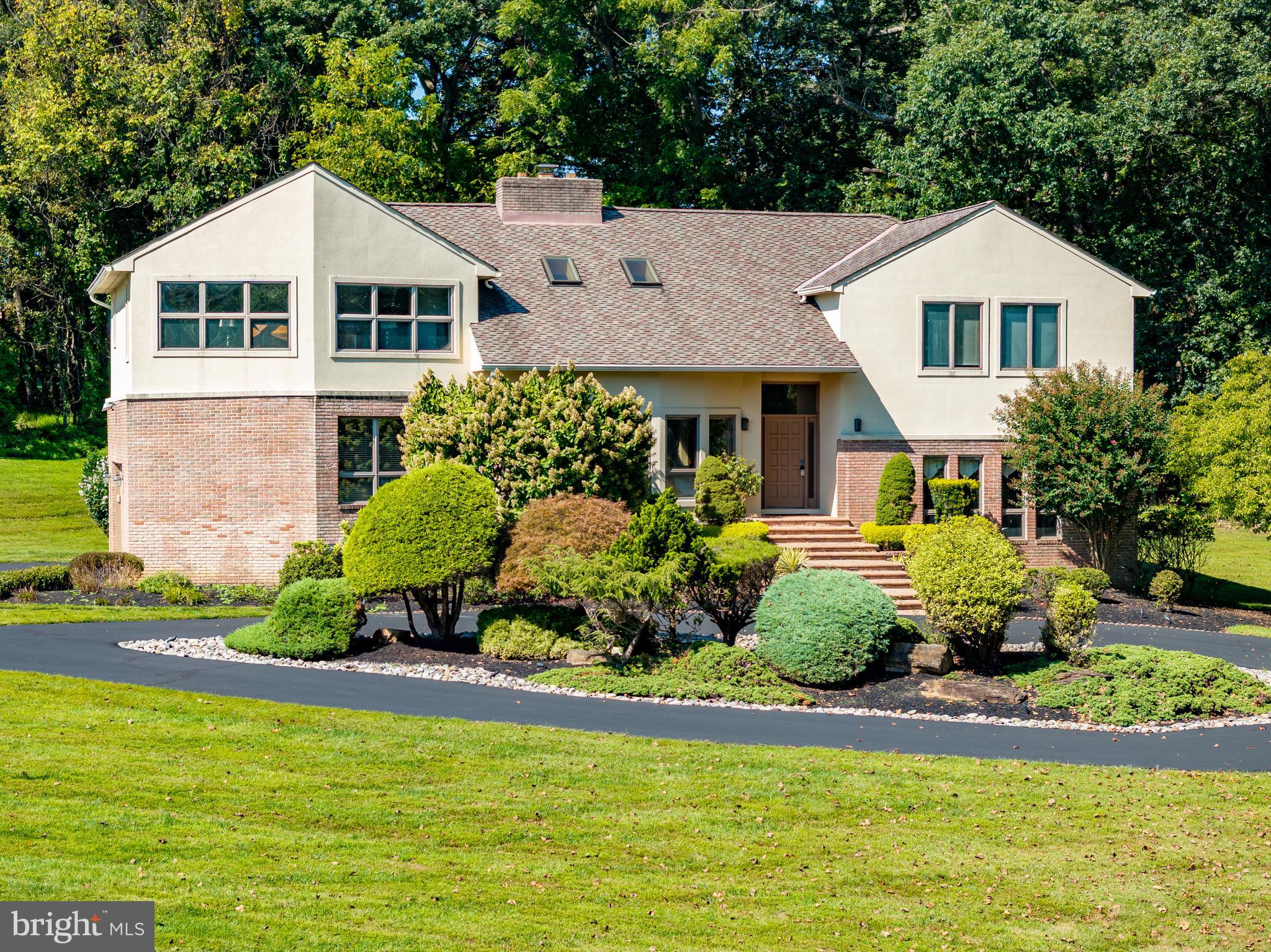 RIDGEWOOD - Residential